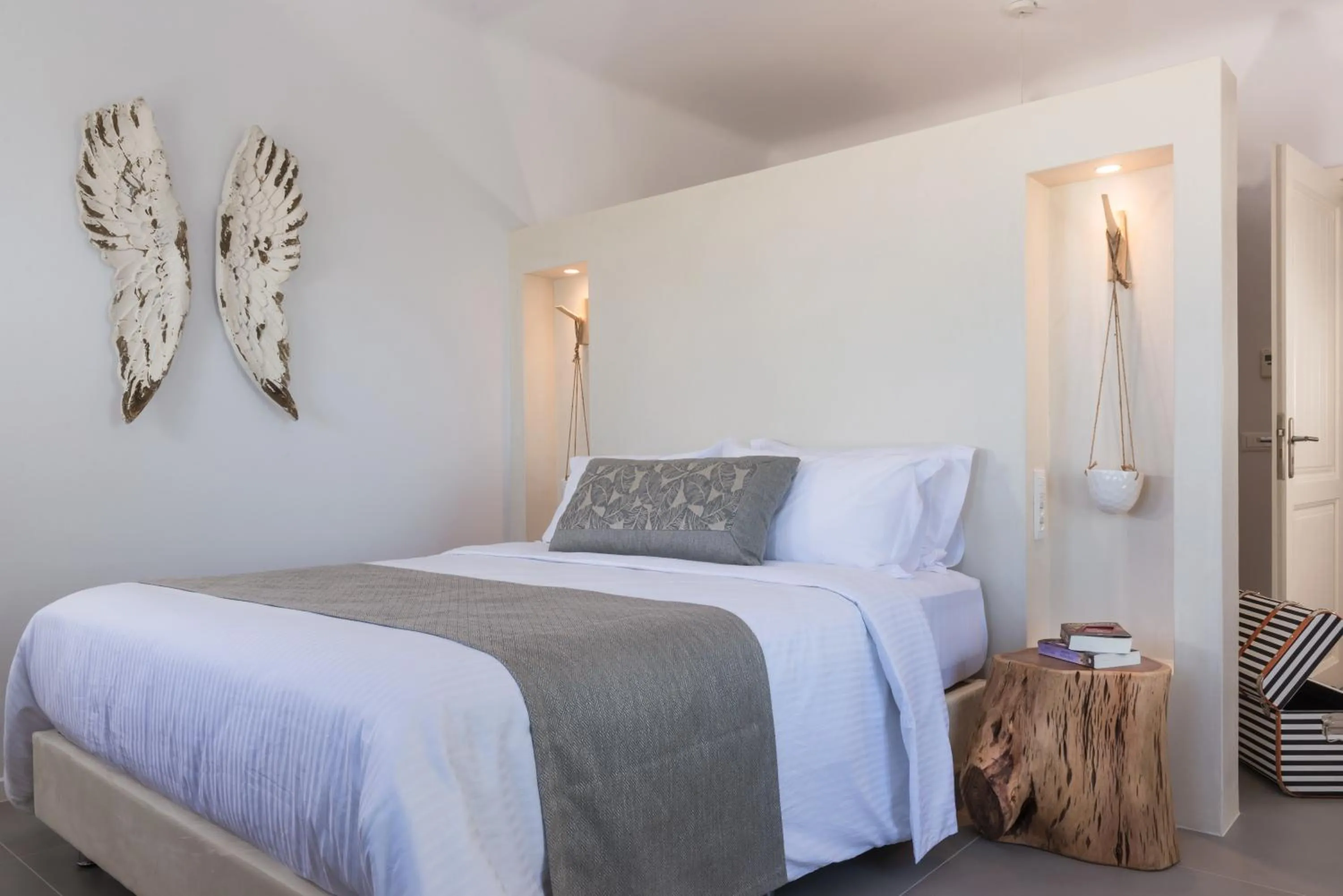 Bed in White & Co Exclusive Island Villas