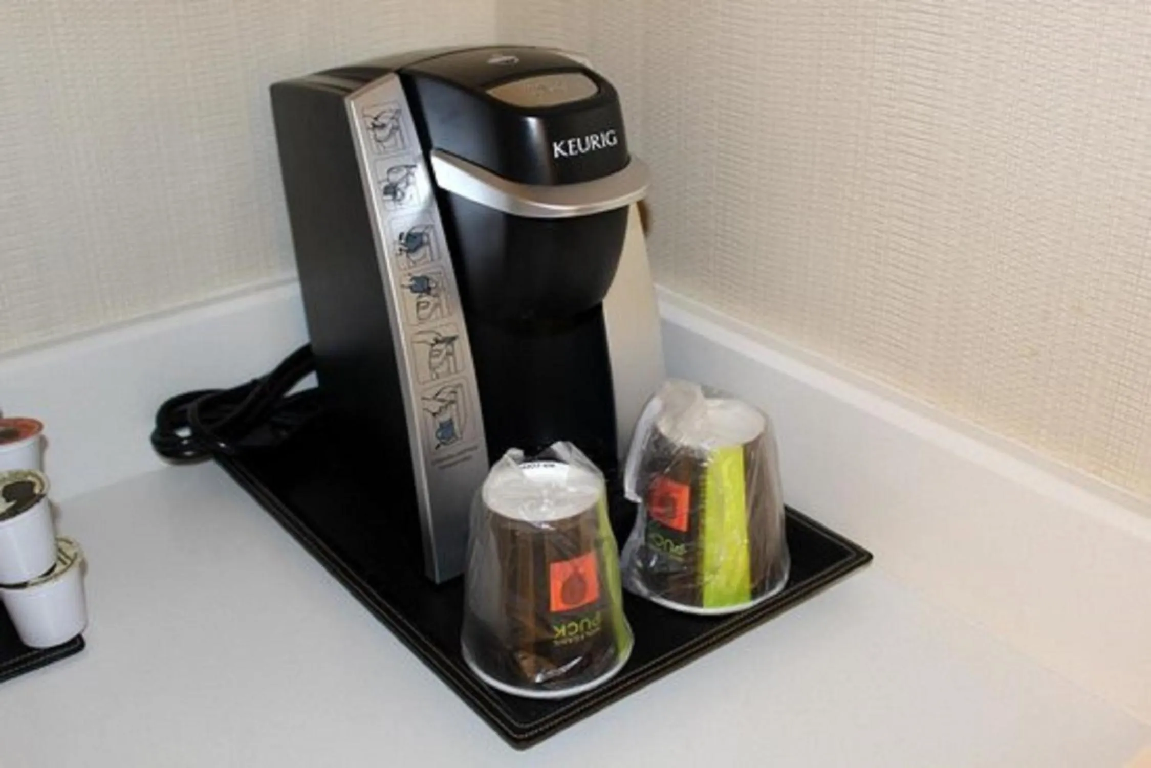 Coffee/tea facilities in DoubleTree Suites by Hilton Melbourne Beach Oceanfront