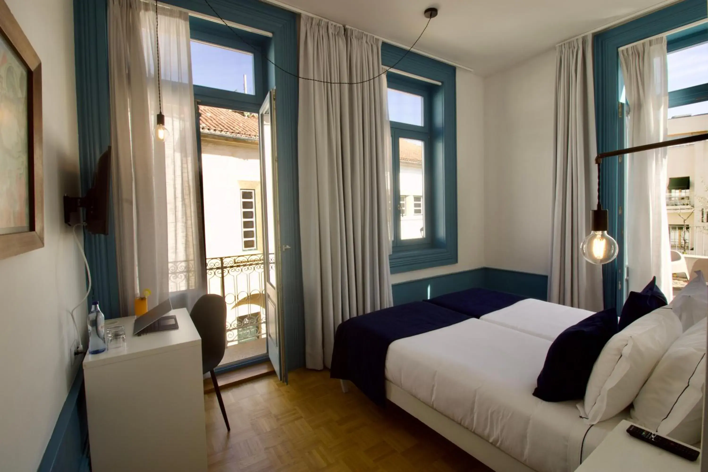 City view, Bed in Des Arts City view, Bed in Des Arts