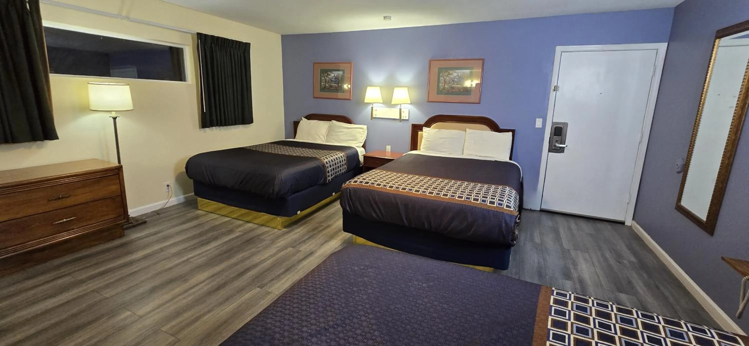 Bed in Rodeway Inn & Suites Blythe I-10