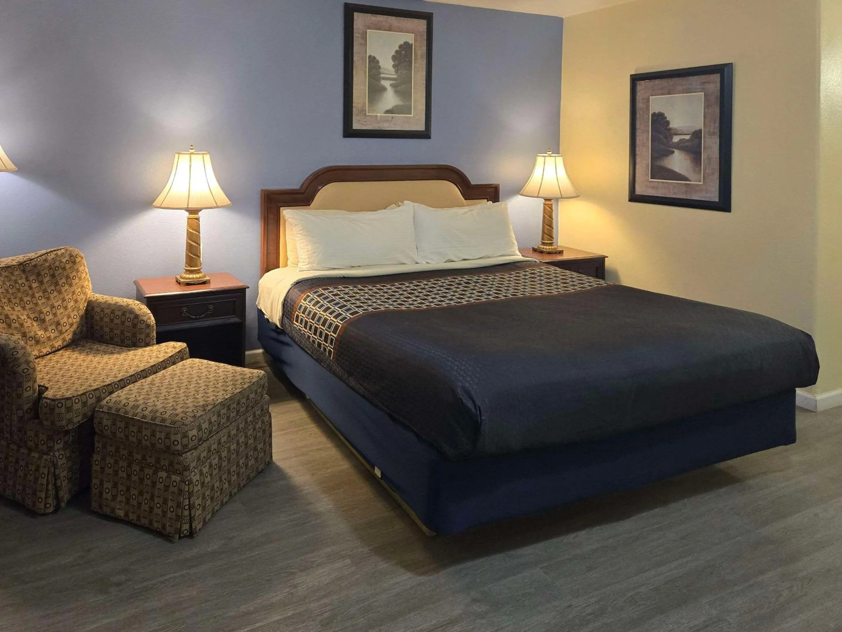 Bedroom, Bed in Rodeway Inn & Suites Blythe I-10