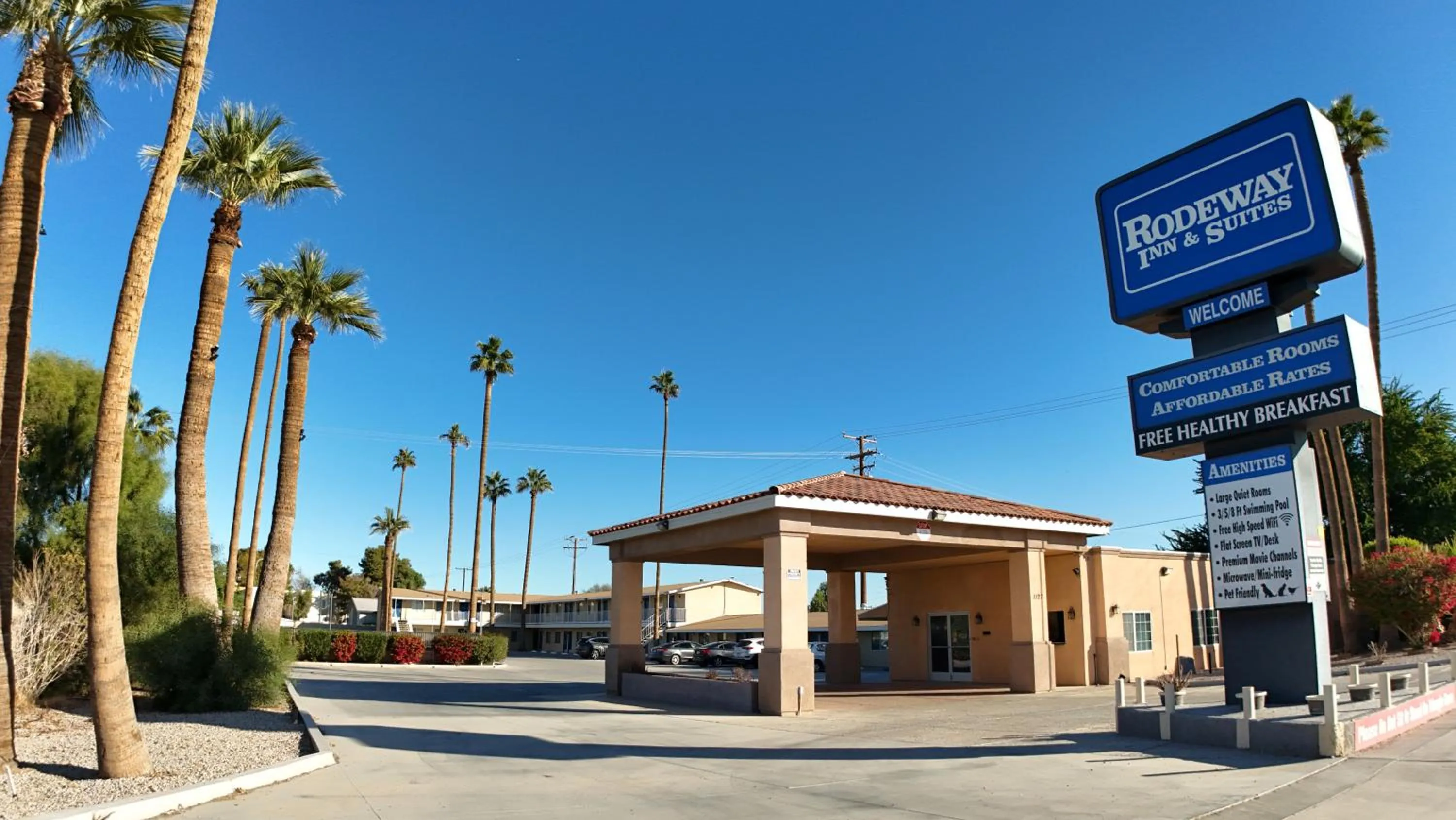 Property building in Rodeway Inn & Suites Blythe I-10