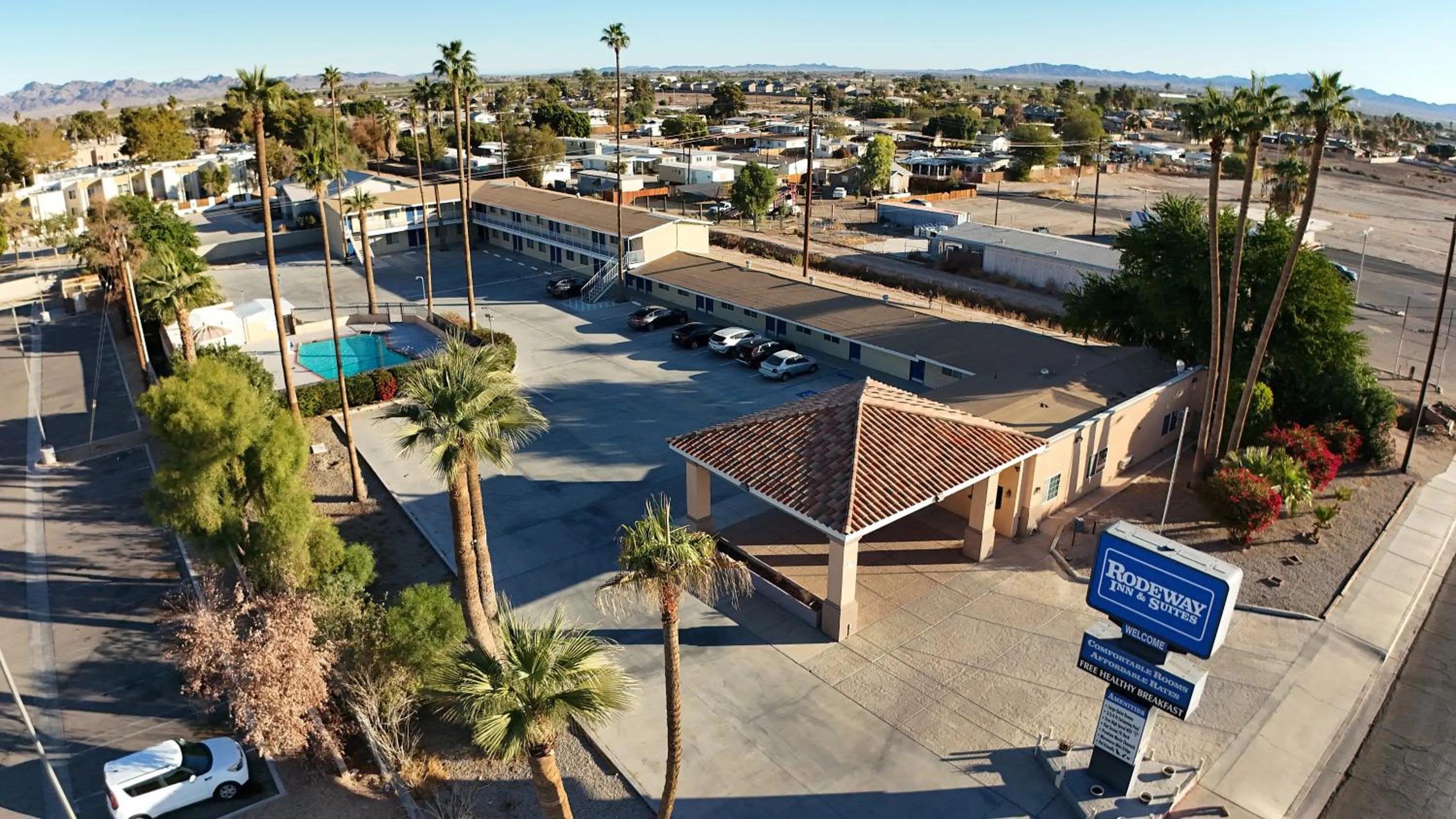 Property building in Rodeway Inn & Suites Blythe I-10