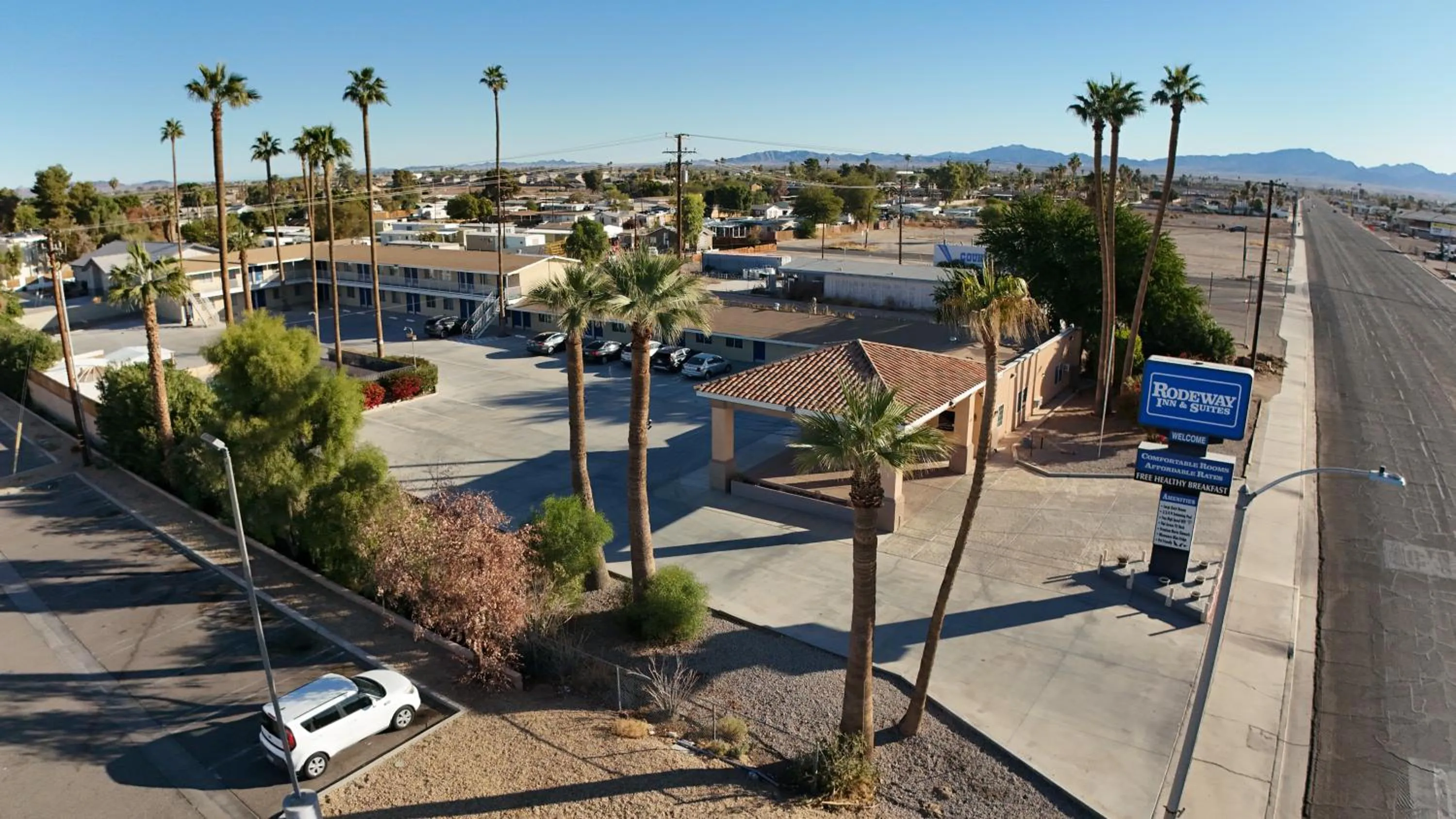 Day in Rodeway Inn & Suites Blythe I-10