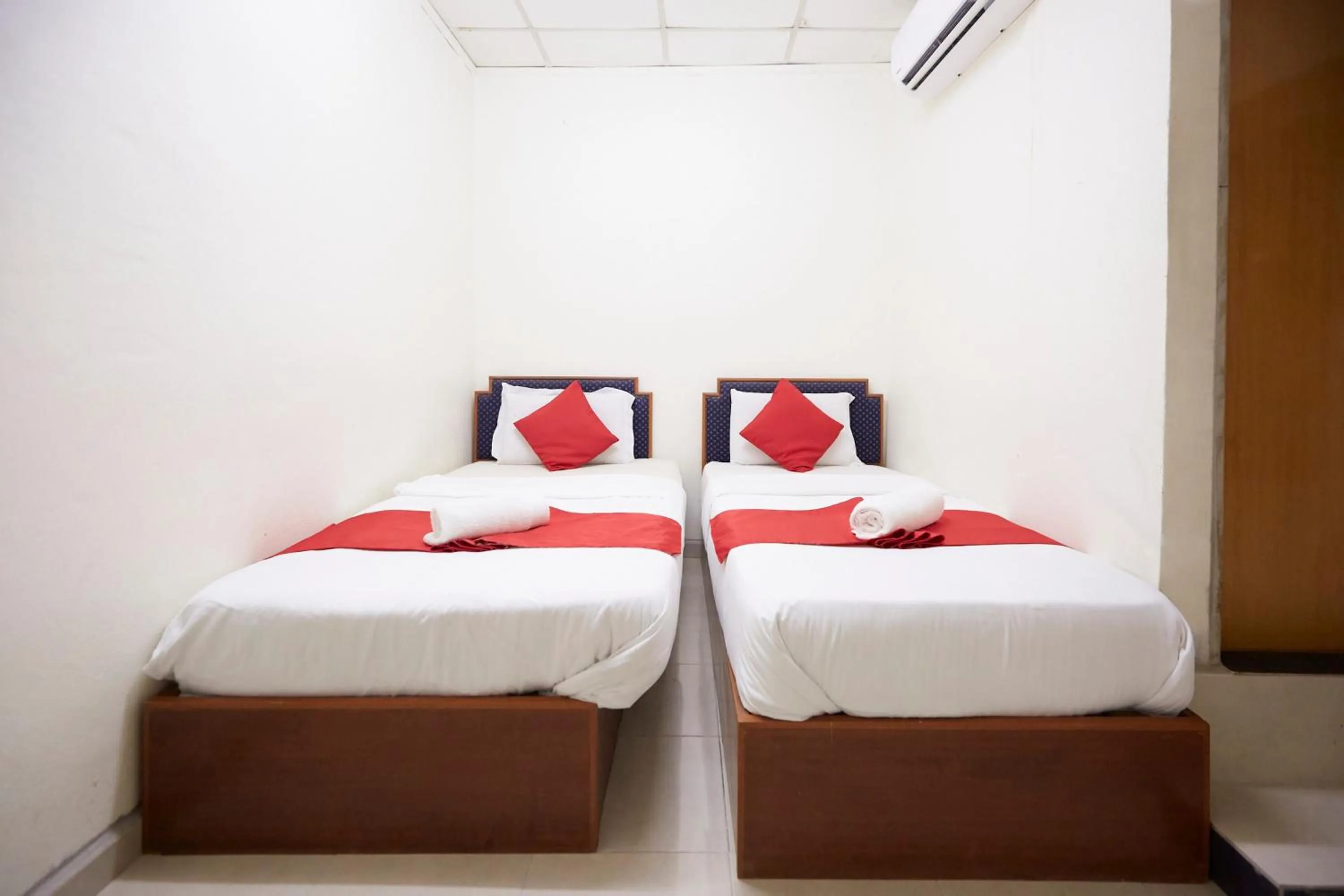 Bedroom, Bed in Jerteh Hotel, Terengganu