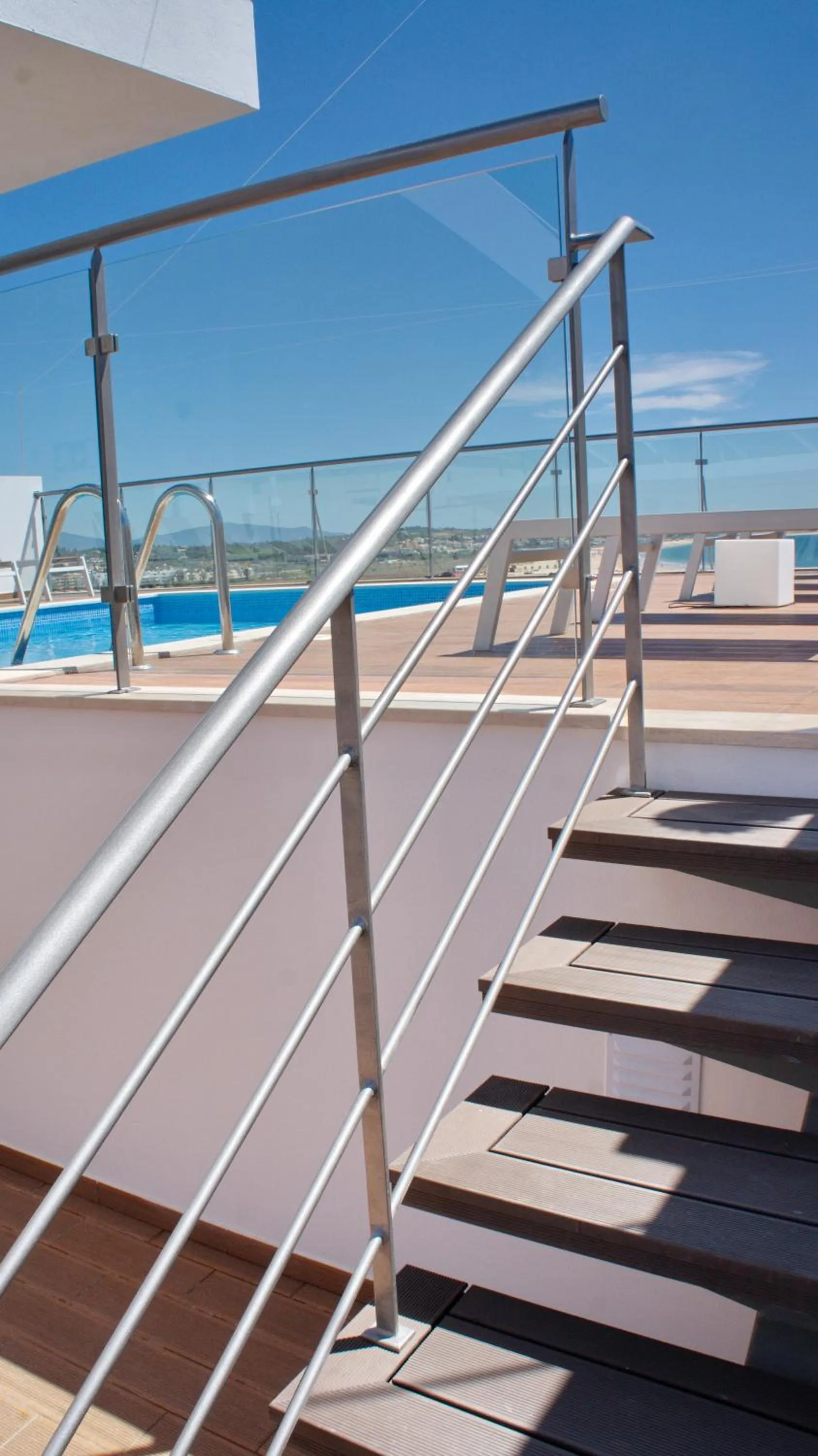 Topcity Hostel & Suites