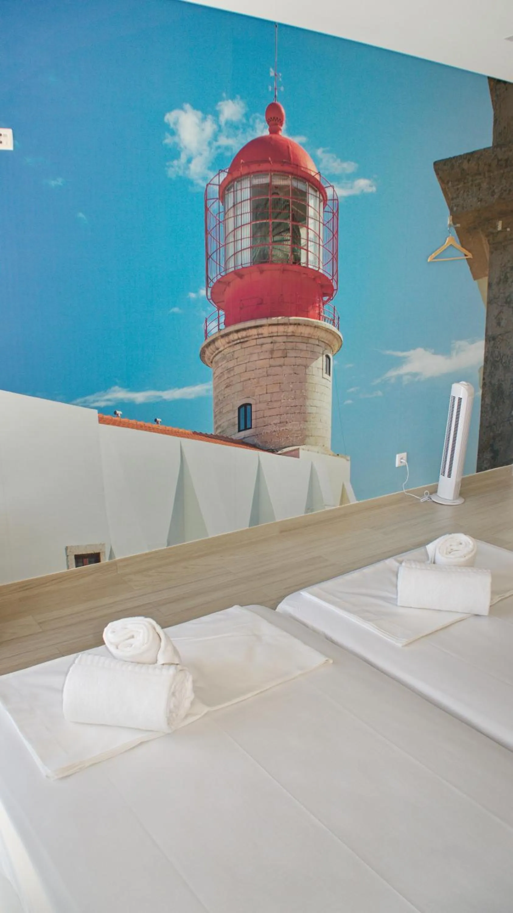 Topcity Hostel & Suites