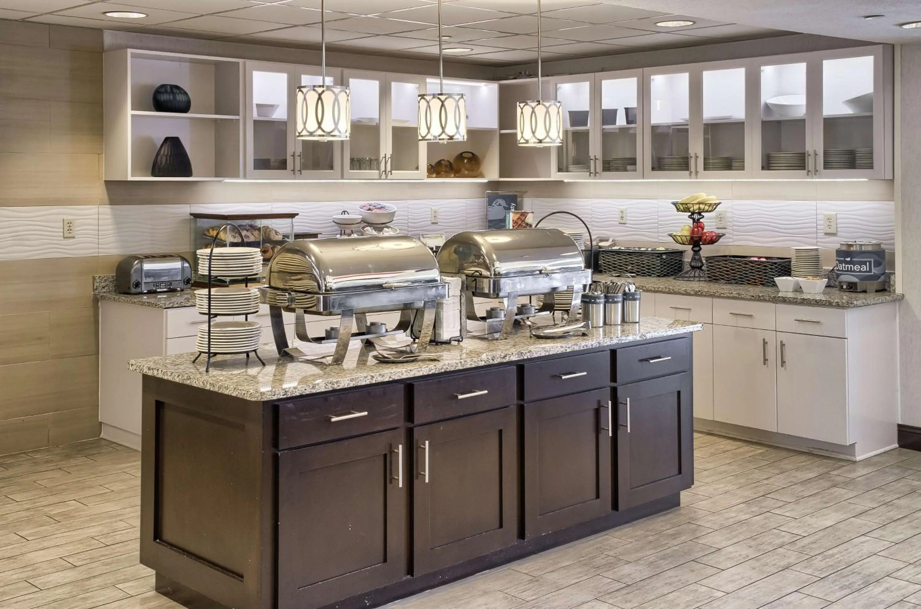 Breakfast in Homewood Suites by Hilton Mobile Airport-University Area