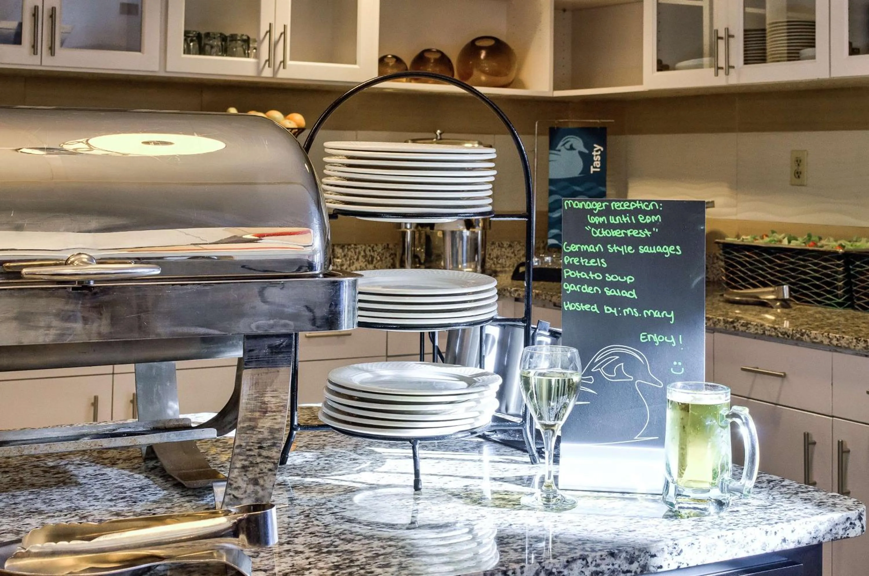 Breakfast in Homewood Suites by Hilton Mobile Airport-University Area