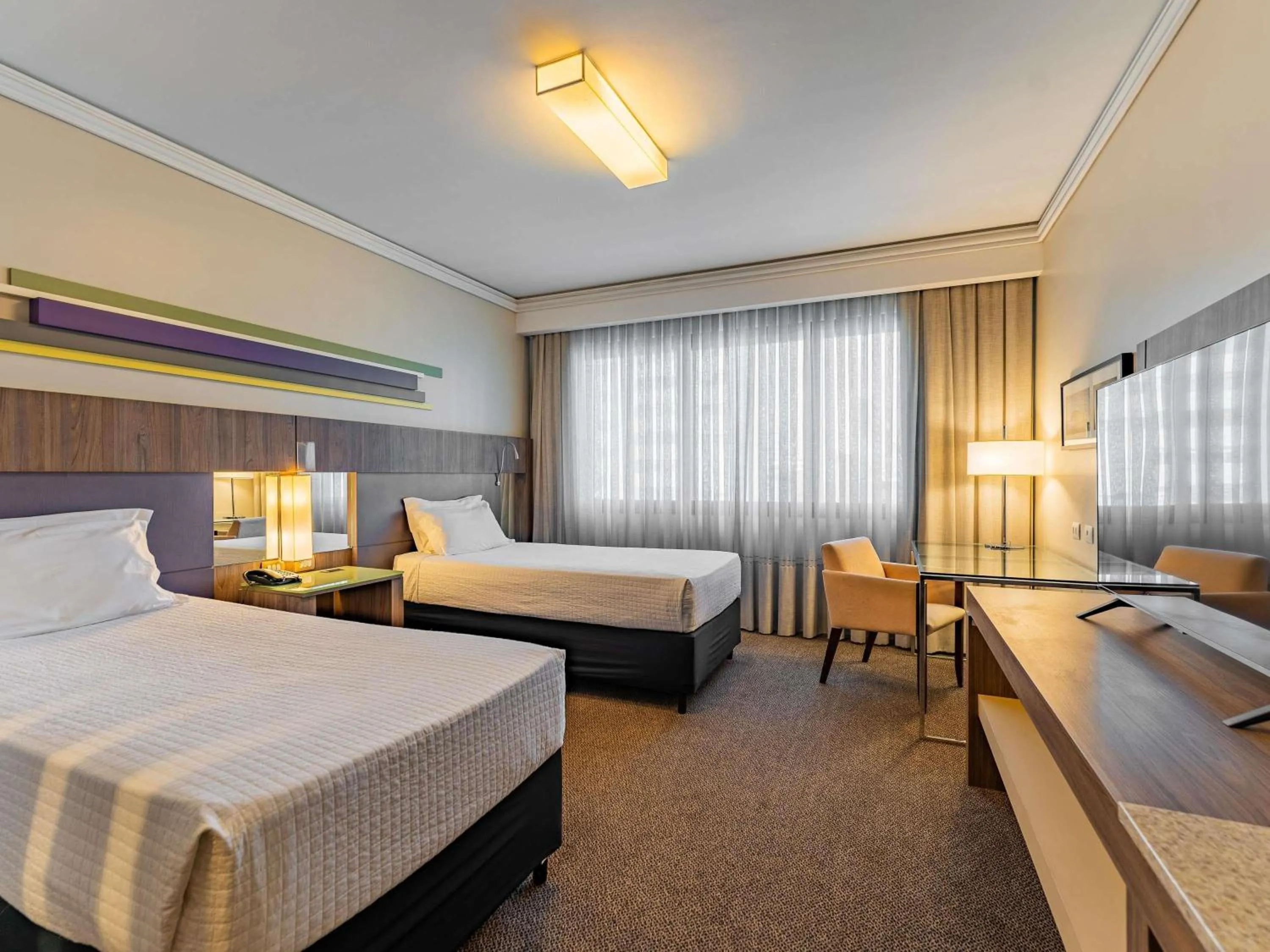 Bedroom, Bed in Grand Mercure Curitiba Rayon