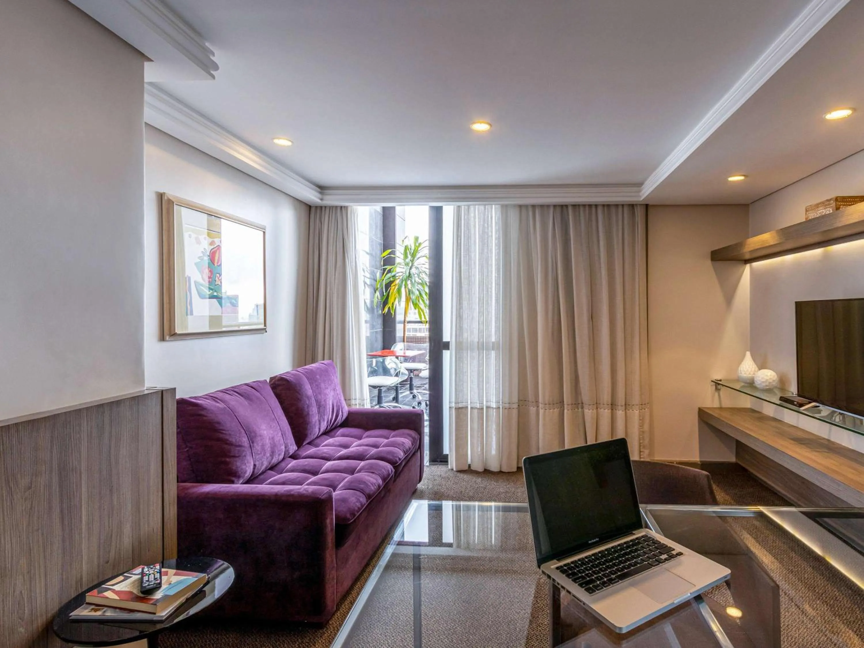 Bedroom in Grand Mercure Curitiba Rayon