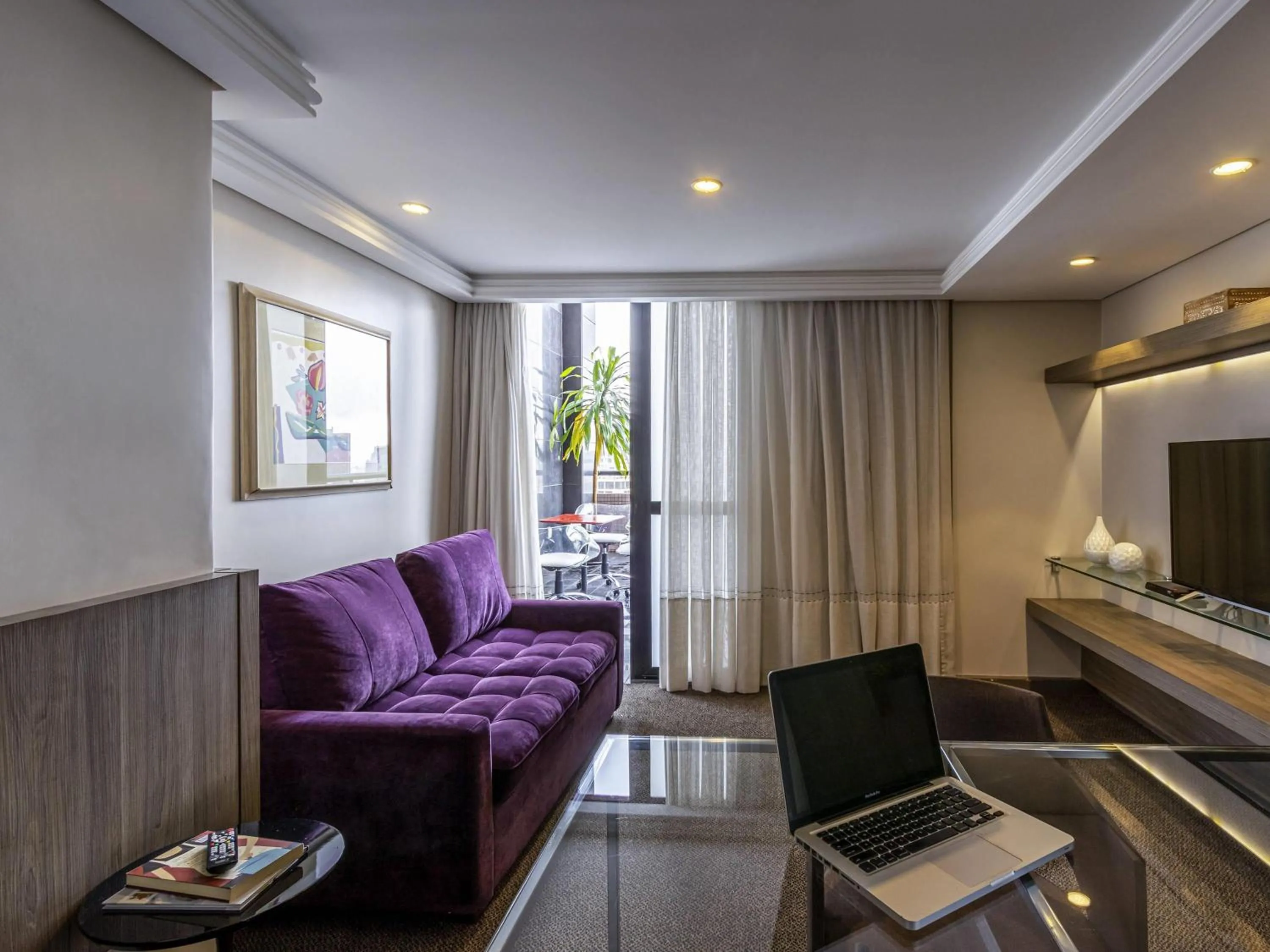 Bedroom in Grand Mercure Curitiba Rayon