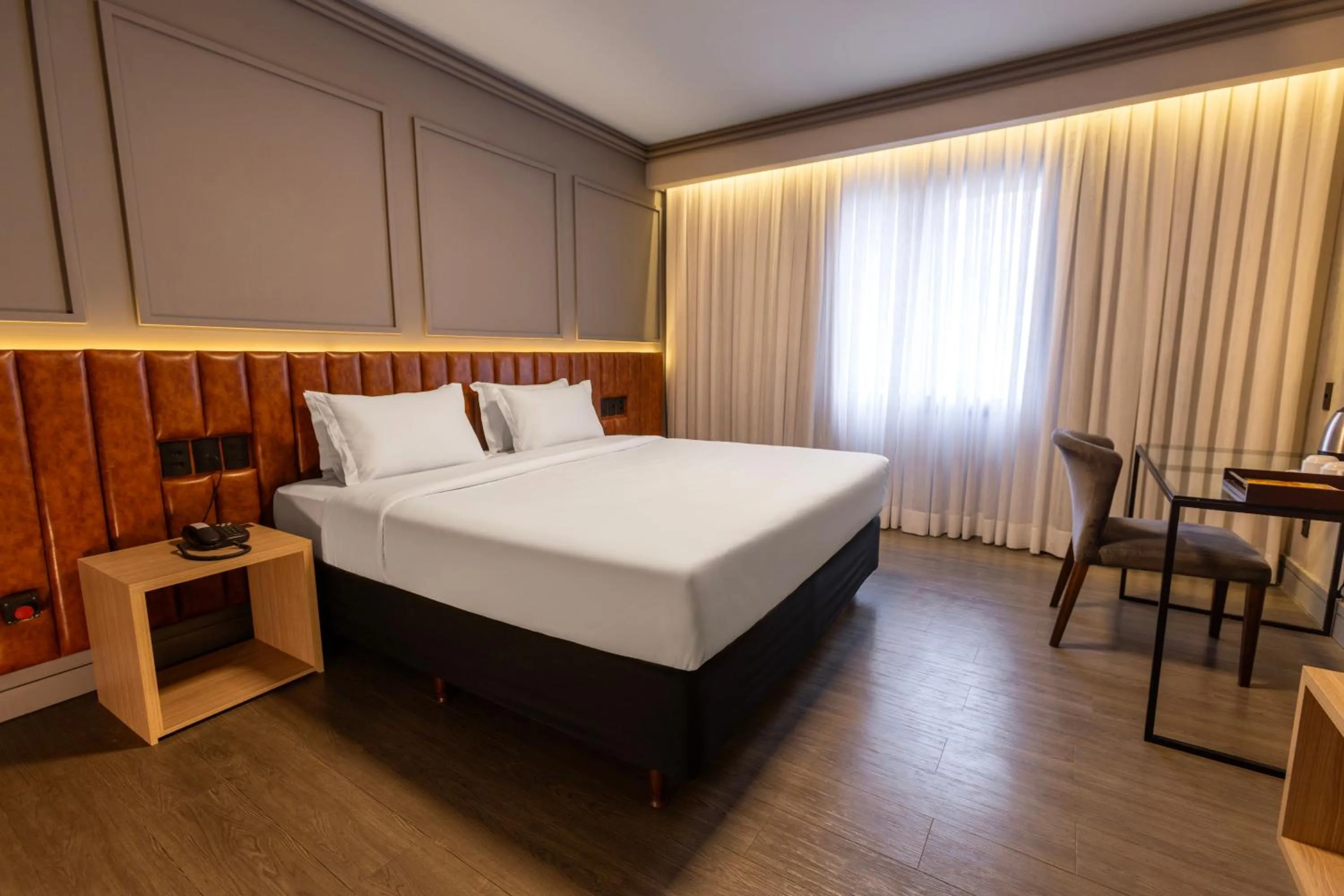 Bedroom, Bed in Grand Mercure Curitiba Rayon