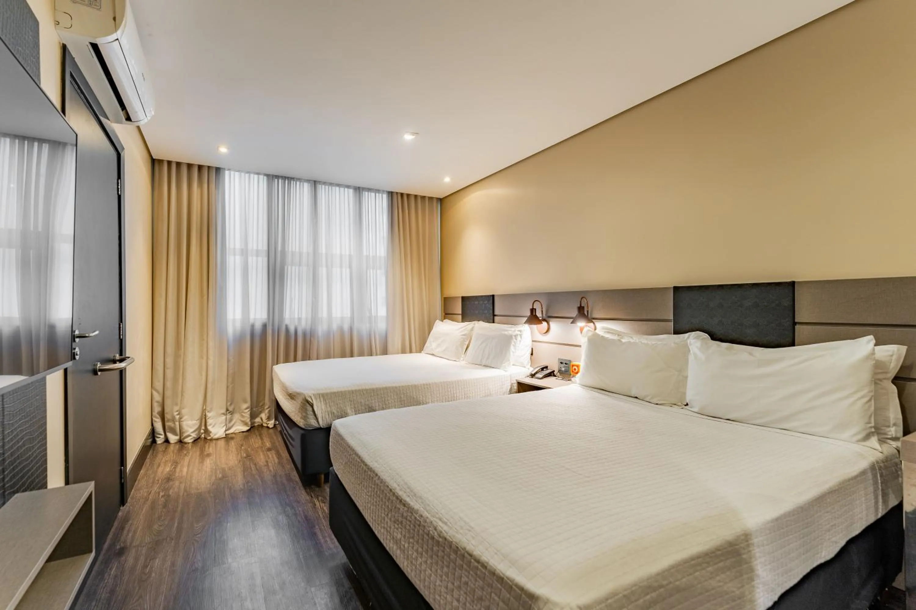 Bedroom, Bed in Grand Mercure Curitiba Rayon