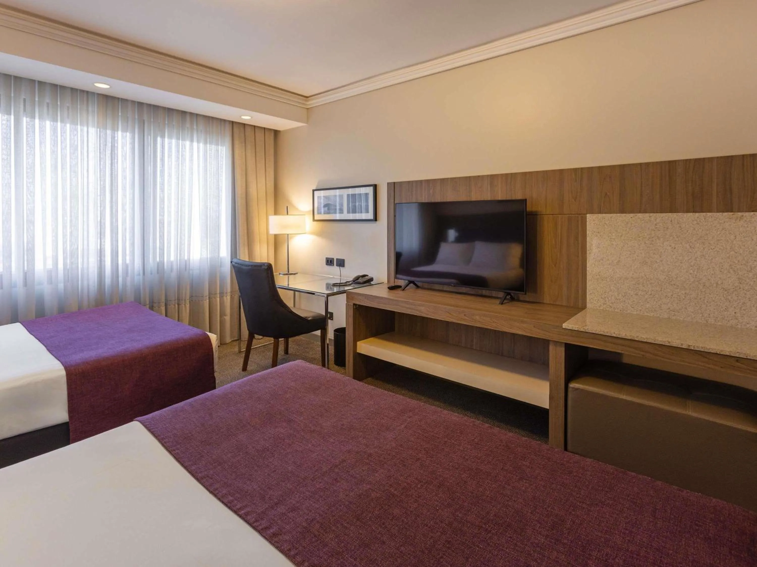 Bedroom, Bed in Grand Mercure Curitiba Rayon