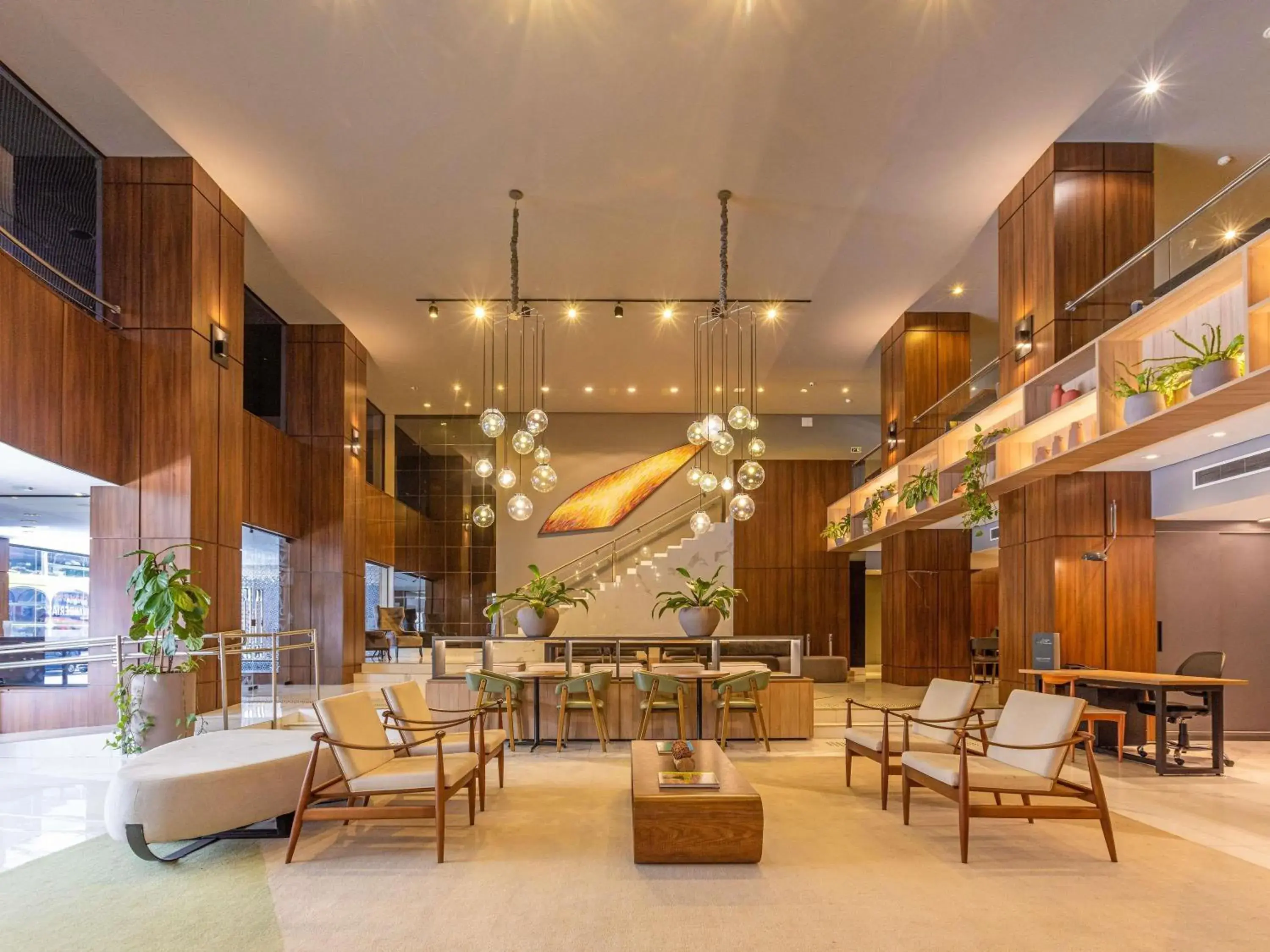 Property building in Grand Mercure Curitiba Rayon Property building in Grand Mercure Curitiba Rayon