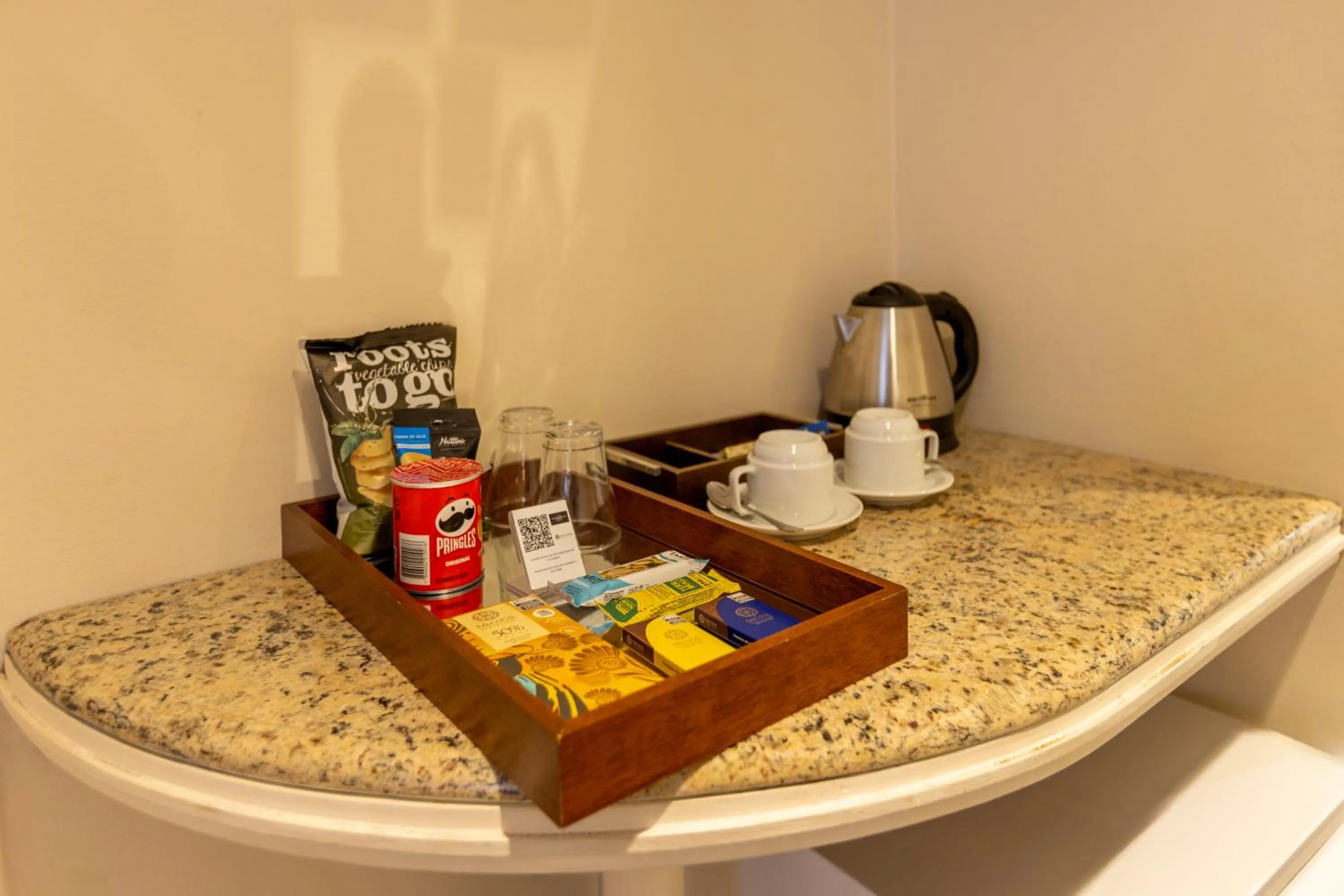 minibar in Grand Mercure Curitiba Rayon