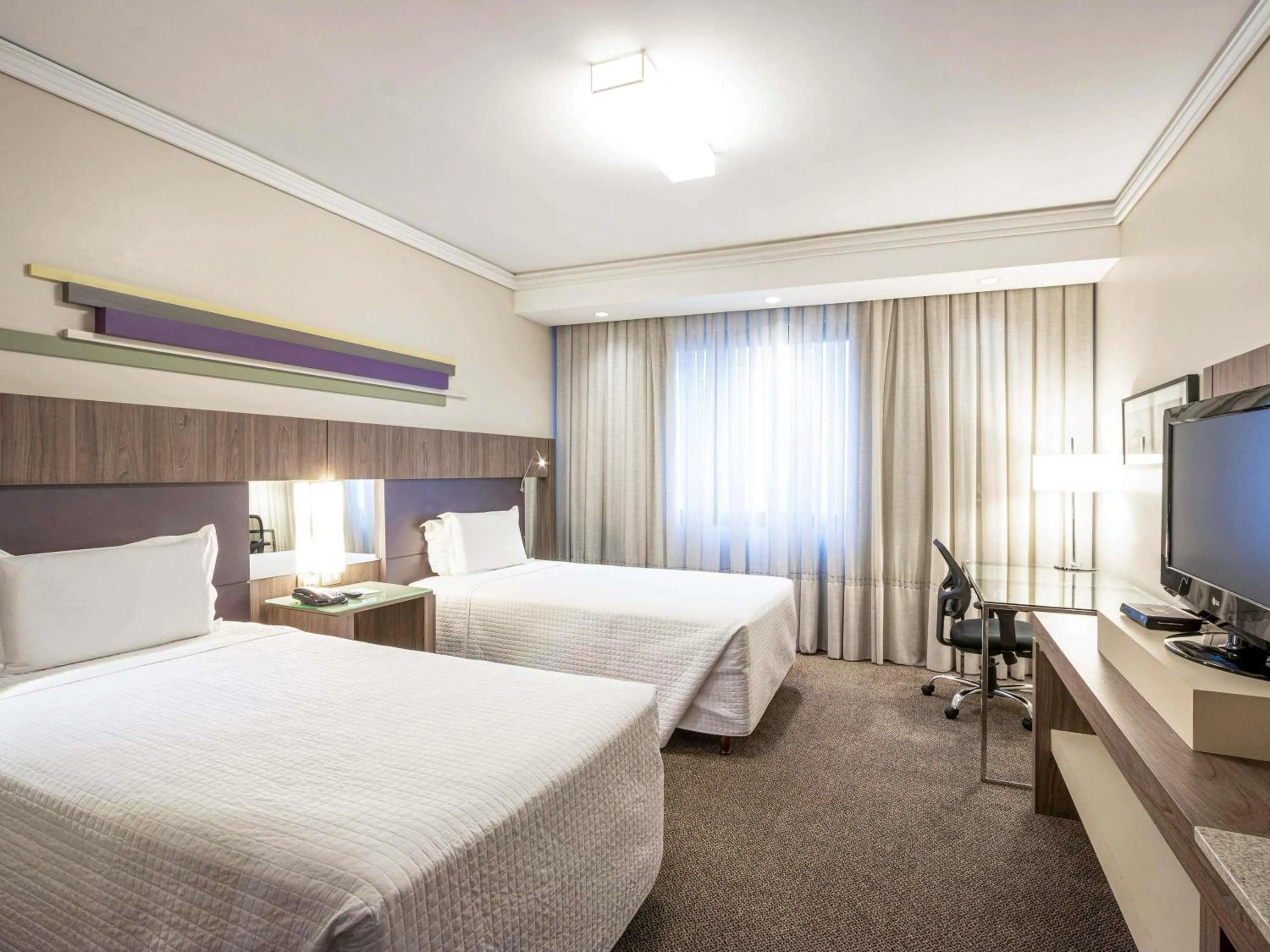 Bedroom, Bed in Grand Mercure Curitiba Rayon