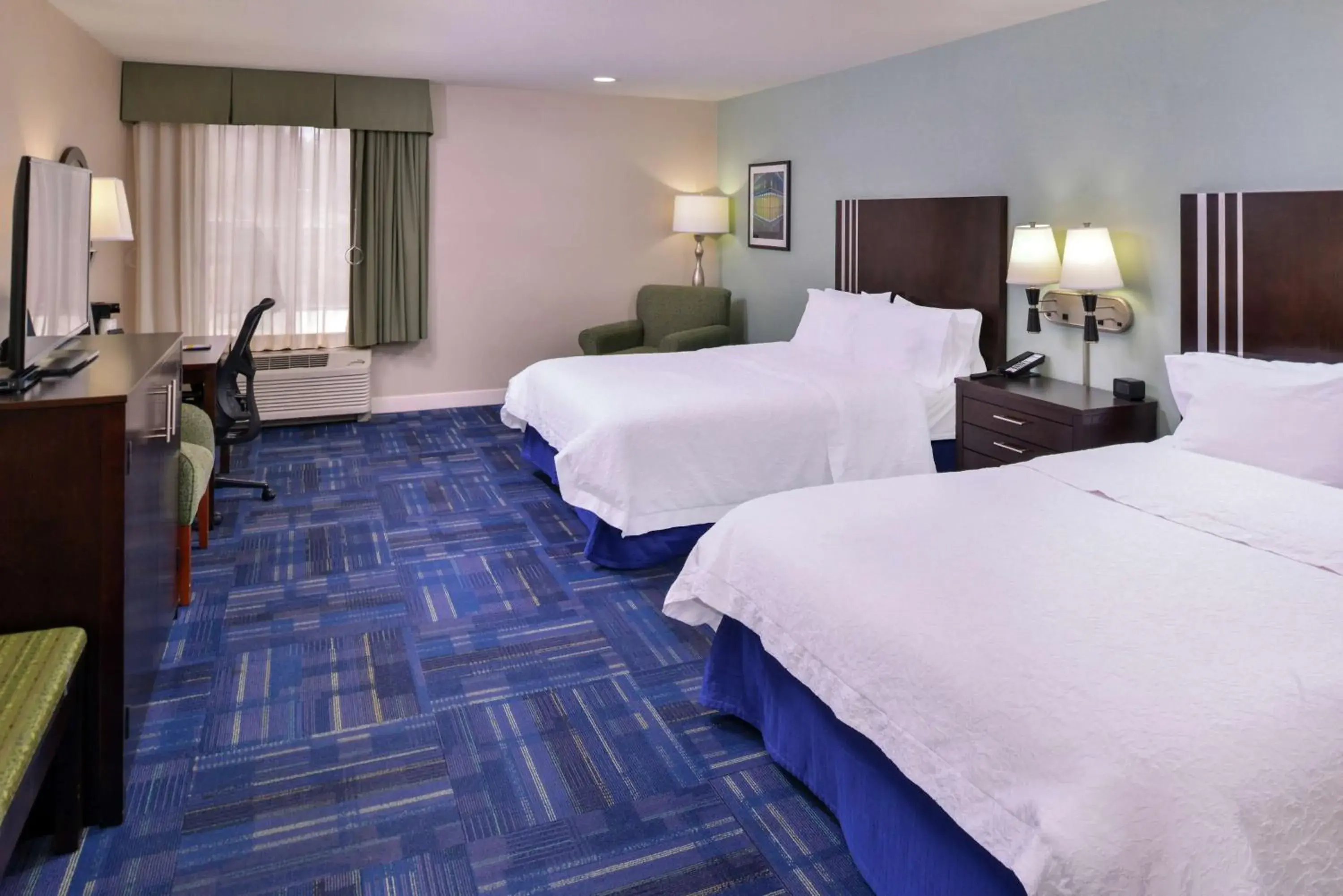Bedroom, Bed in Hampton Inn Eugene Bedroom, Bed in Hampton Inn Eugene