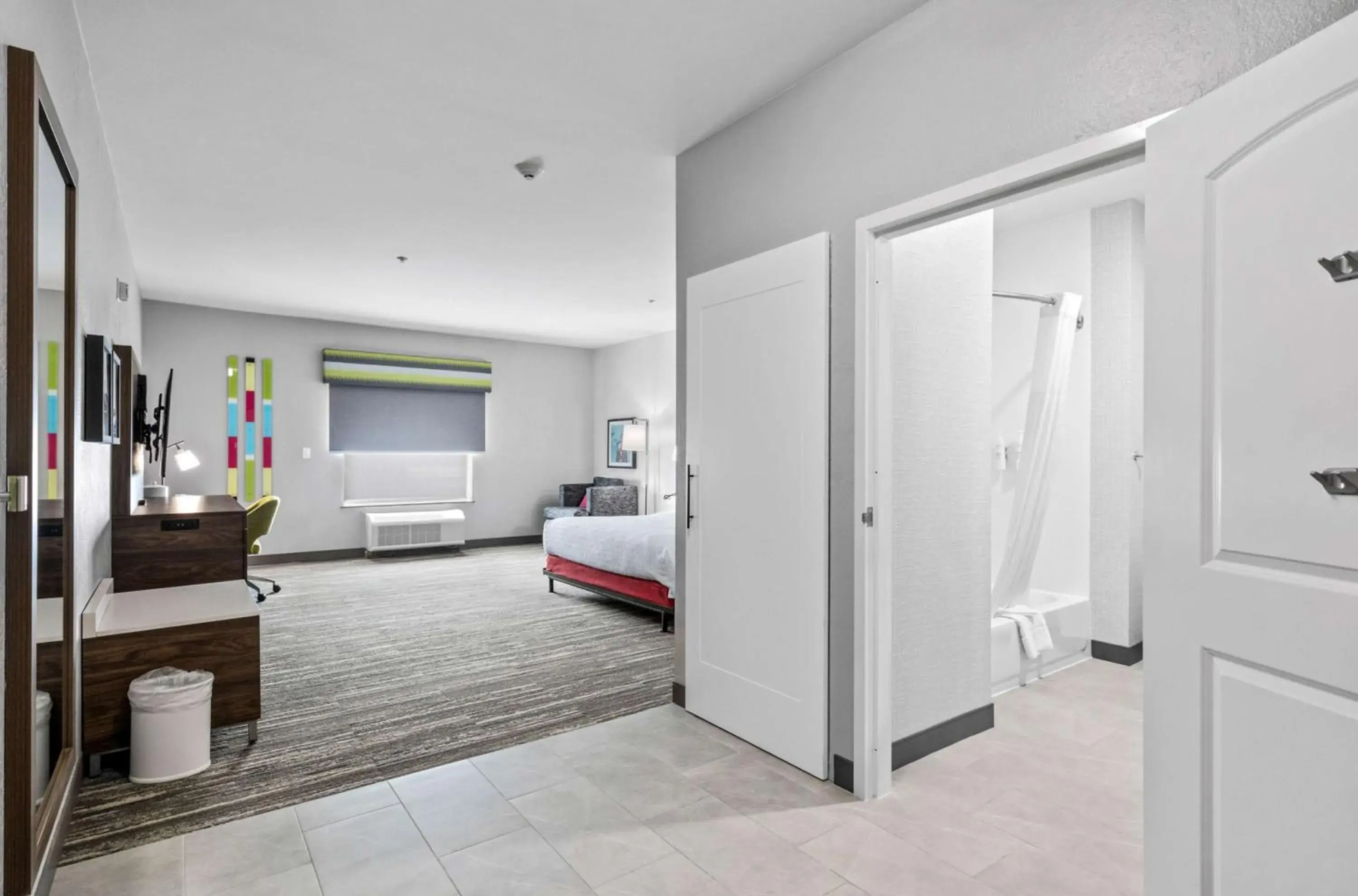 Bedroom, Bed in Hampton Inn & Suites Mount Pleasant Bedroom, Bed in Hampton Inn & Suites Mount Pleasant