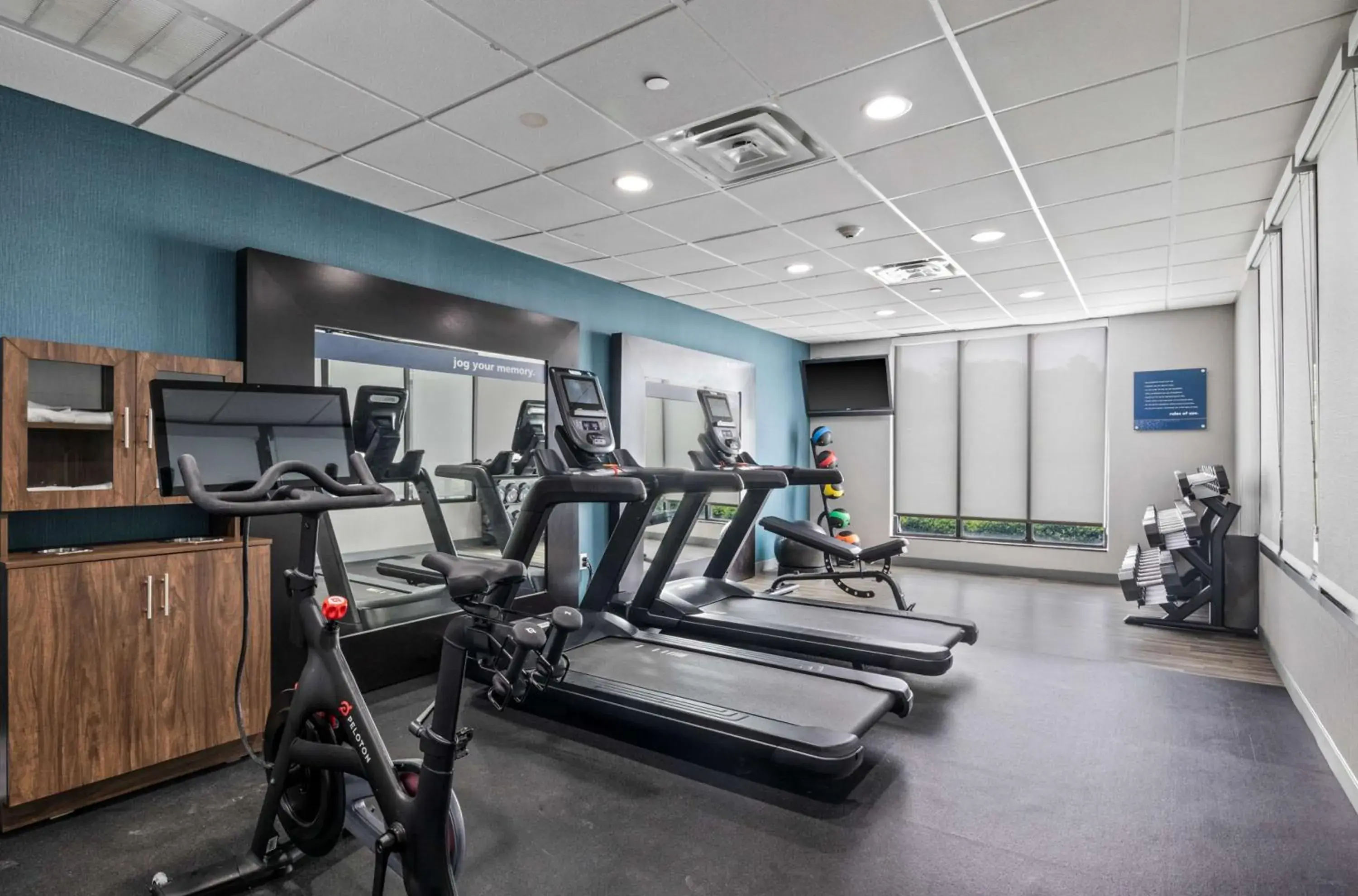 Fitness centre/facilities in Hampton Inn & Suites Mount Pleasant Fitness centre/facilities in Hampton Inn & Suites Mount Pleasant