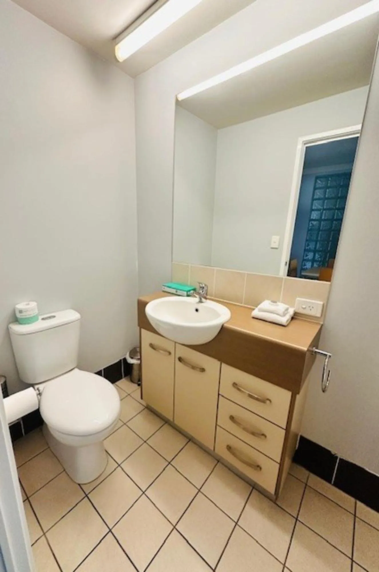 Bathroom in Caloundra Central Apartment Hotel Official