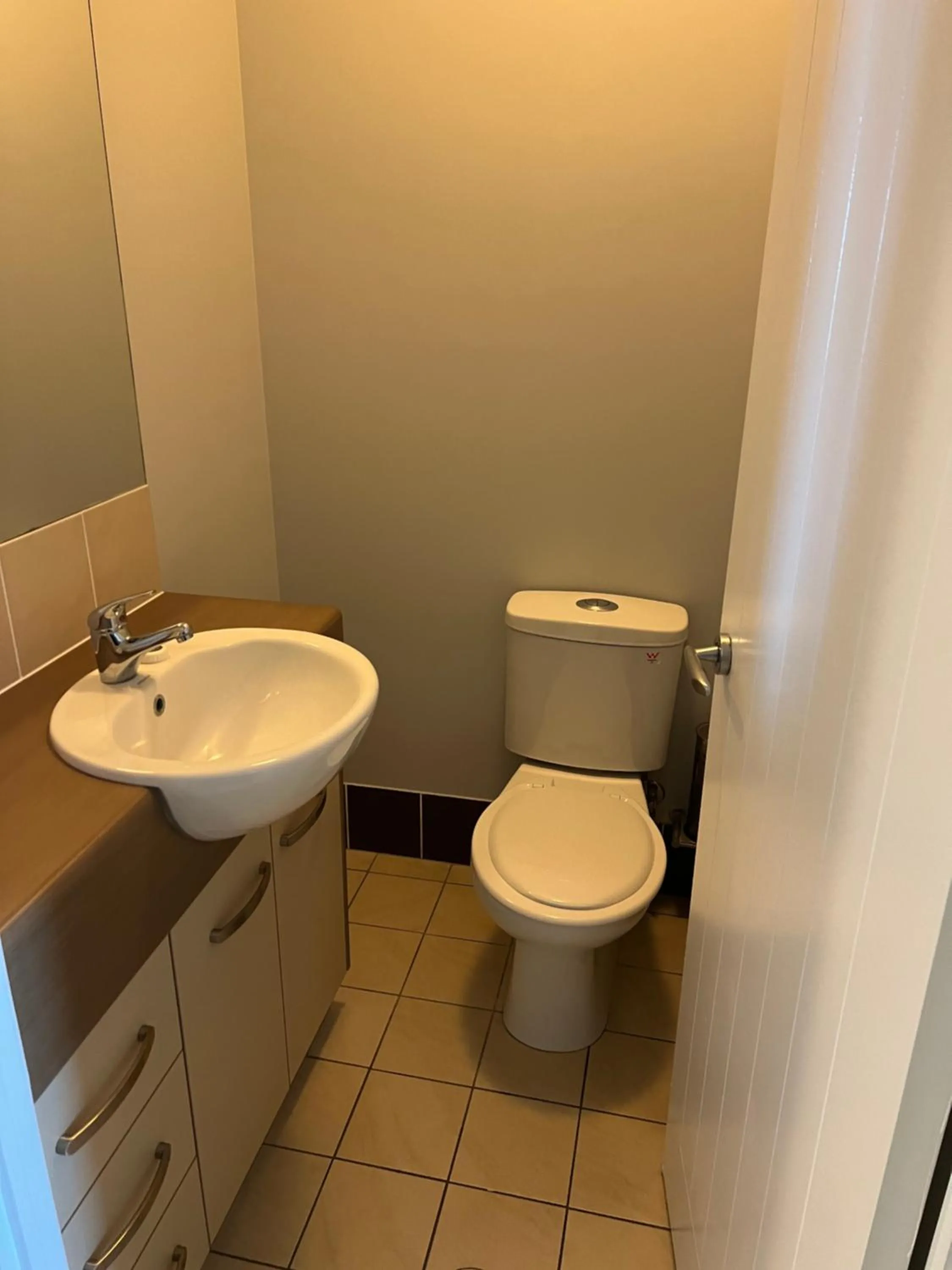 Bathroom in Caloundra Central Apartment Hotel Official
