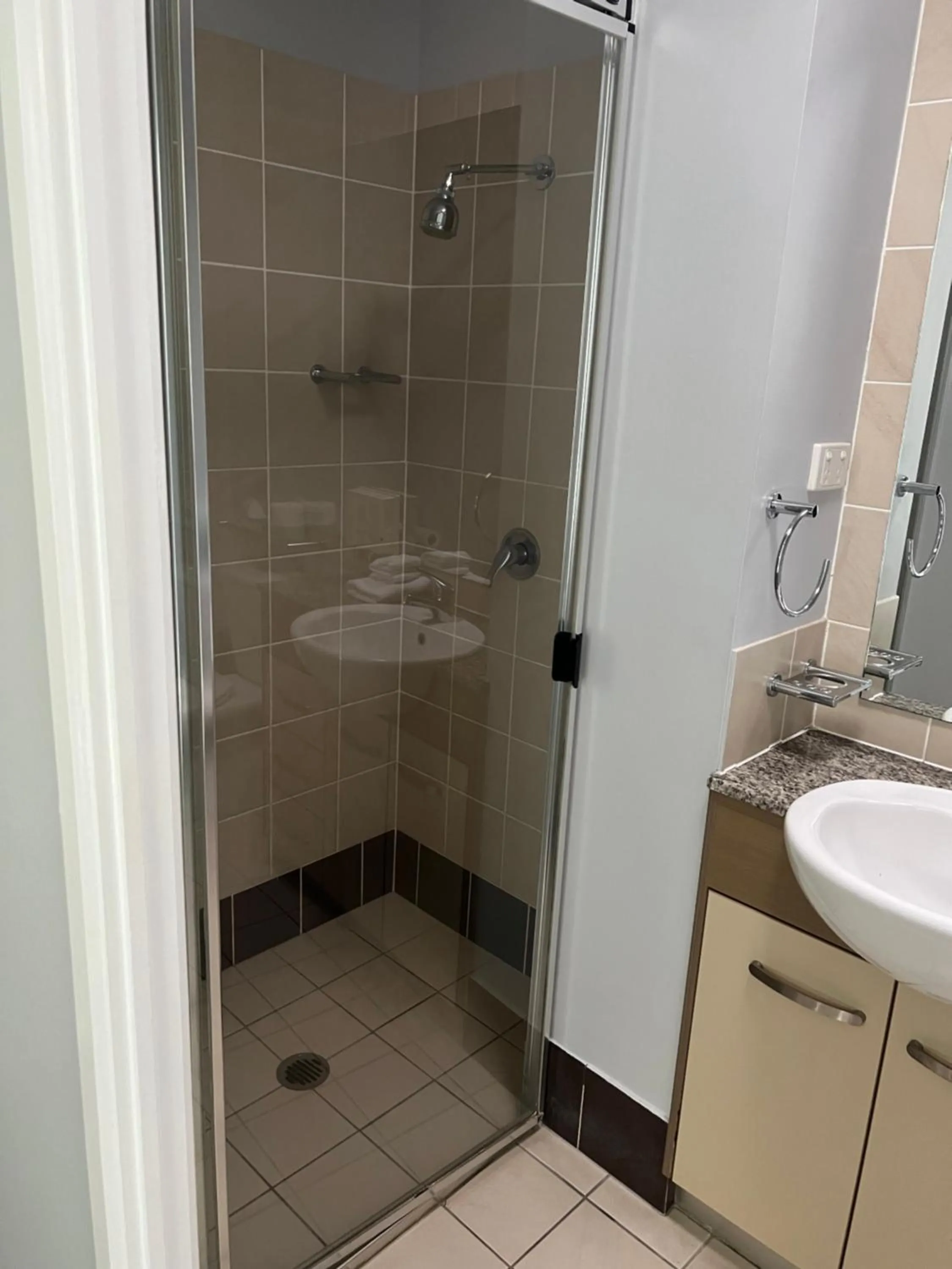 Bathroom in Caloundra Central Apartment Hotel Official