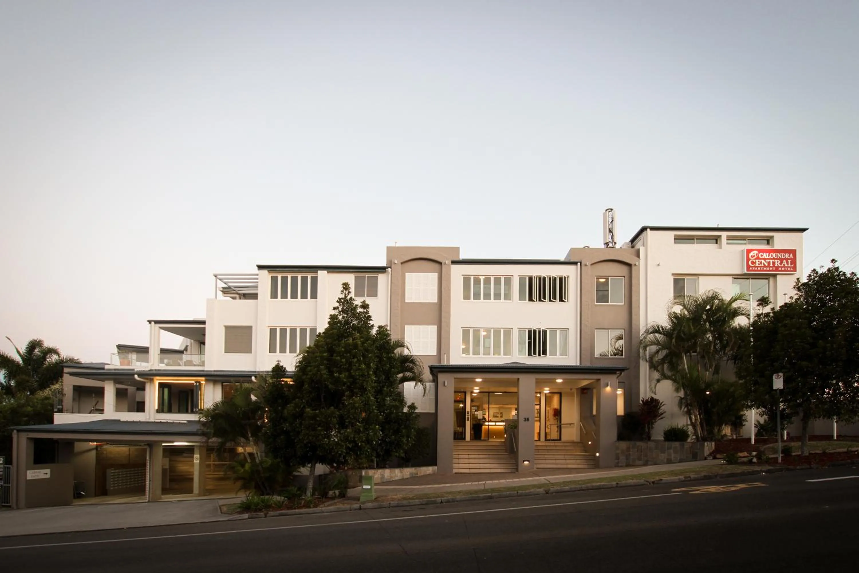 Facade/entrance in Caloundra Central Apartment Hotel Official