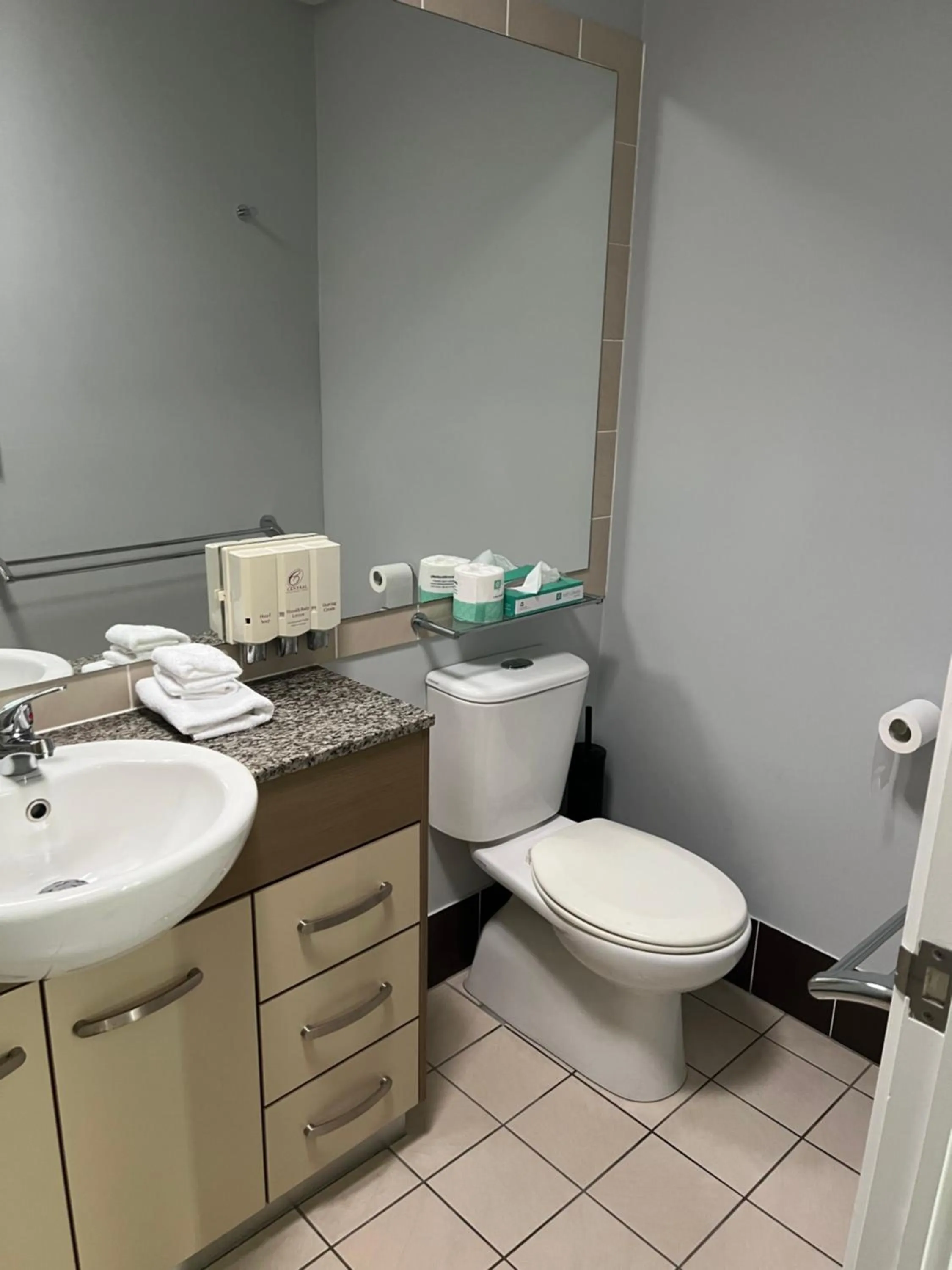 Bathroom in Caloundra Central Apartment Hotel Official