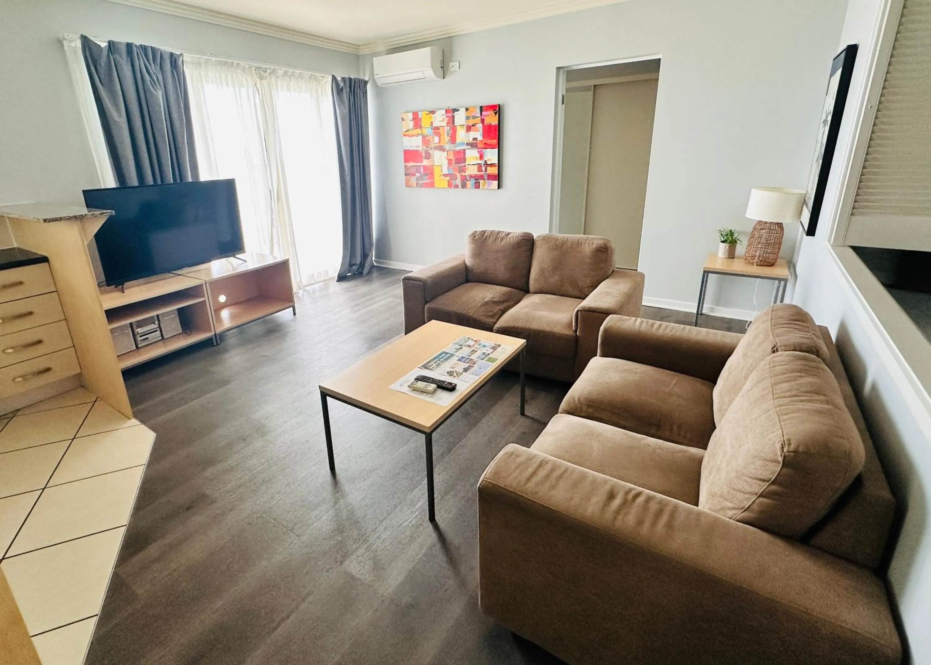 Caloundra Central Apartment Hotel Official