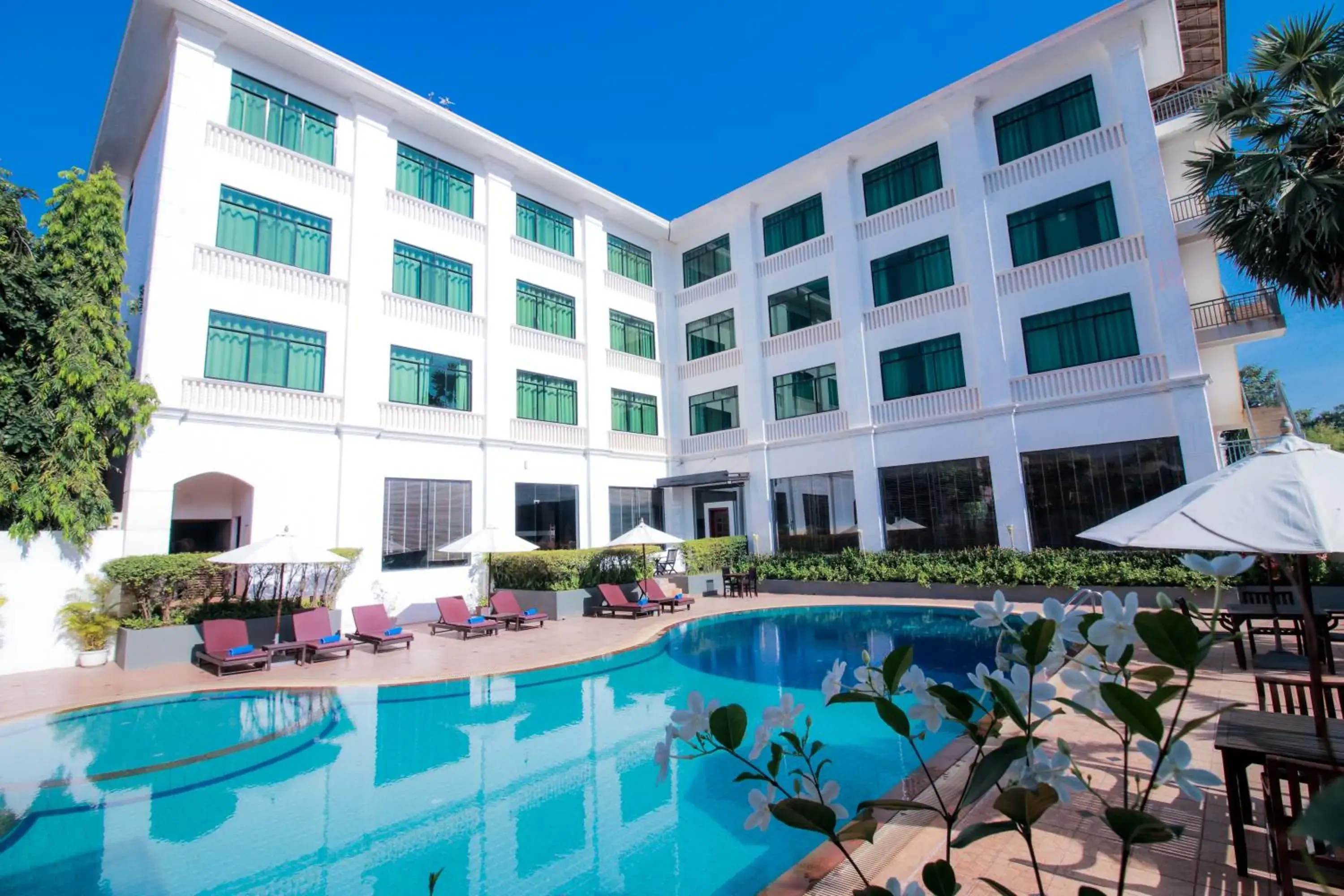 Pool view, Swimming Pool in Kingdom Angkor Hotel