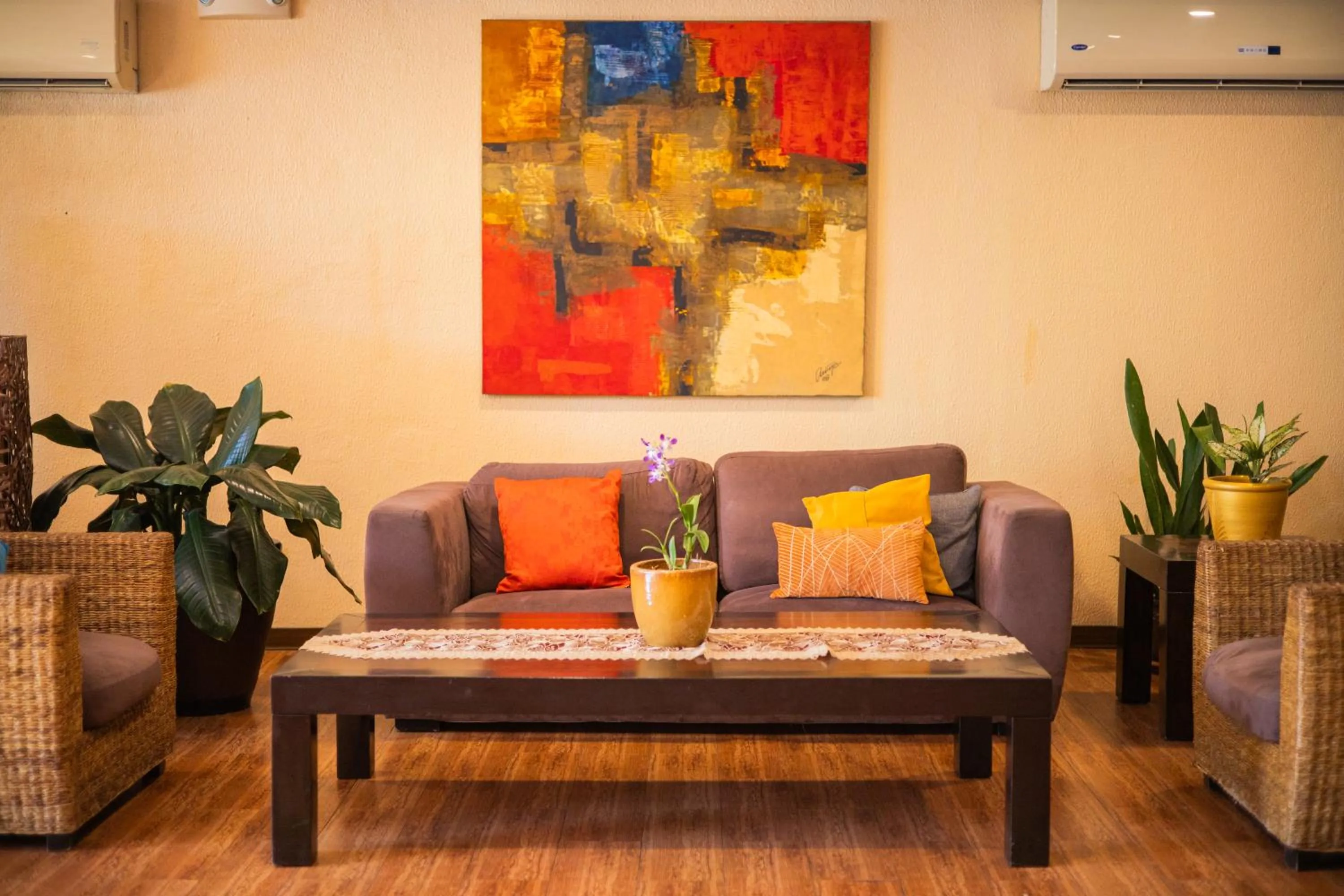 Lobby or reception in Microtel by Wyndham Cabanatuan