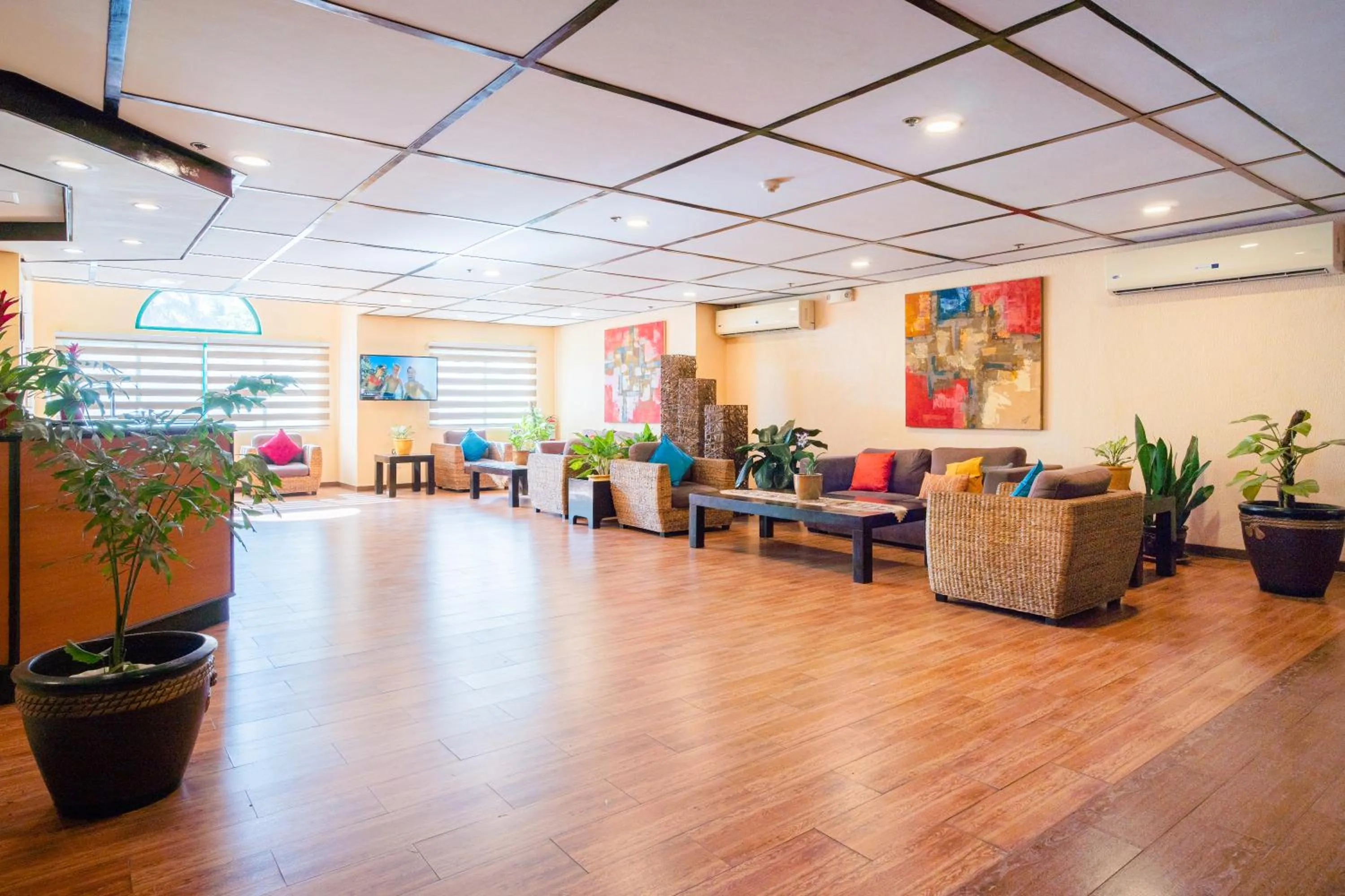 Lobby or reception in Microtel by Wyndham Cabanatuan