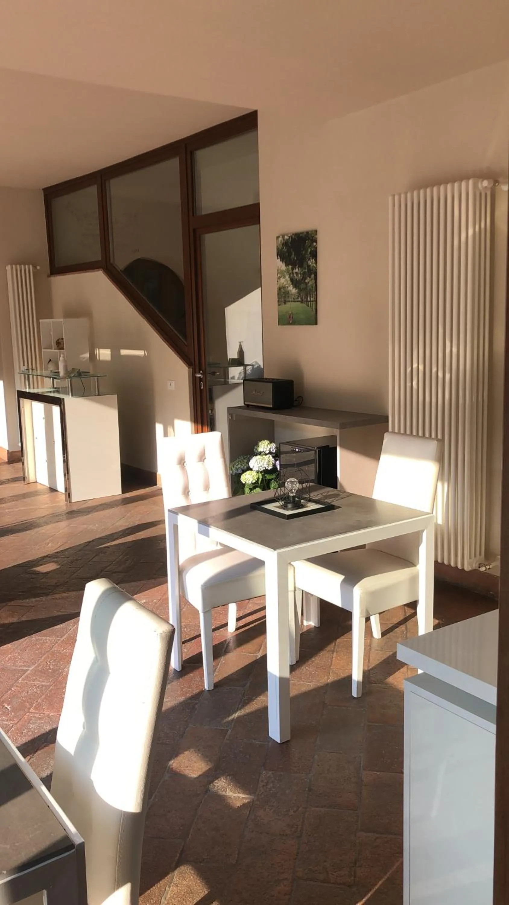 Communal lounge/ TV room in La terrazza sulle vigne B&B