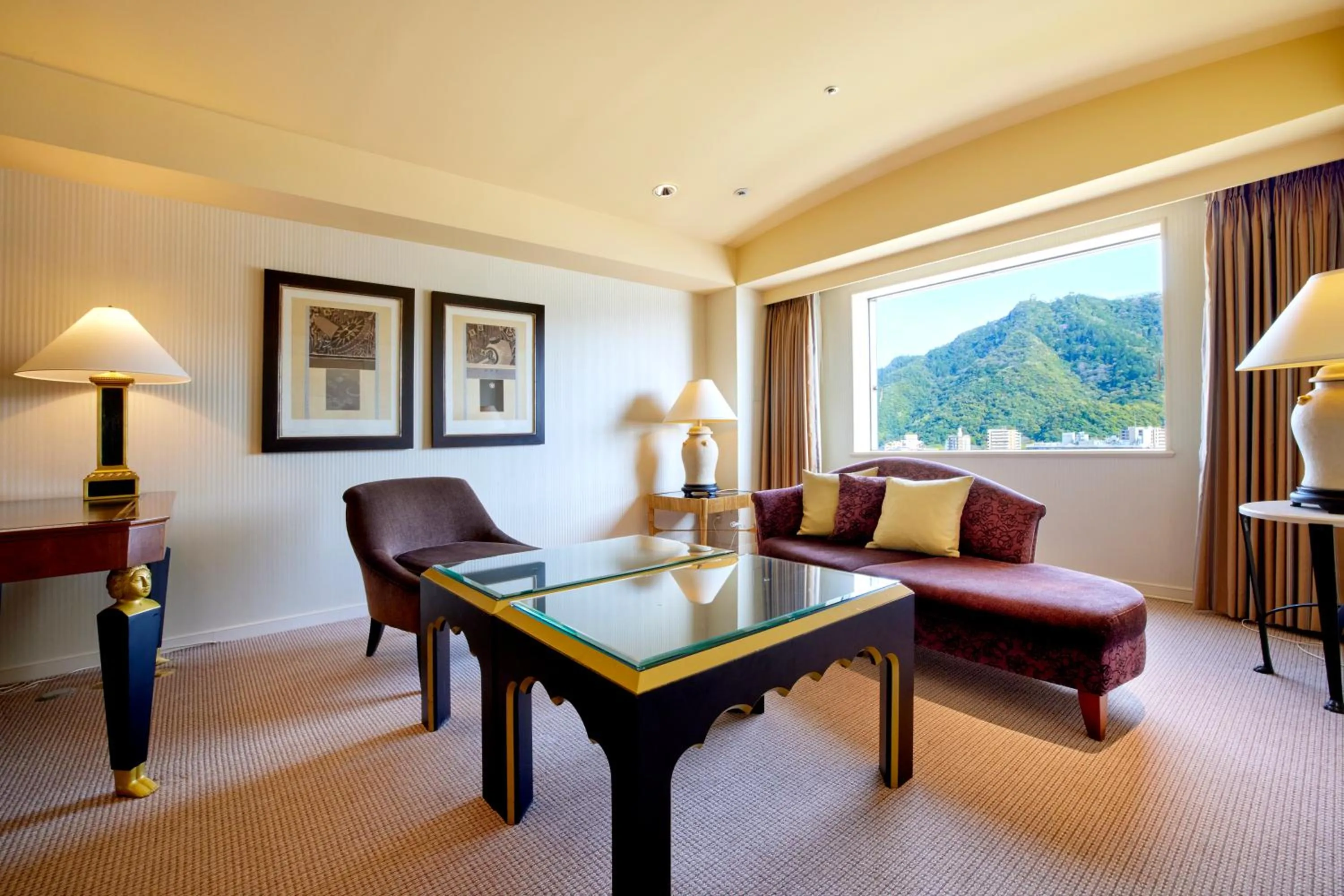 Living room in Miyako Hotel Gifu Nagaragawa