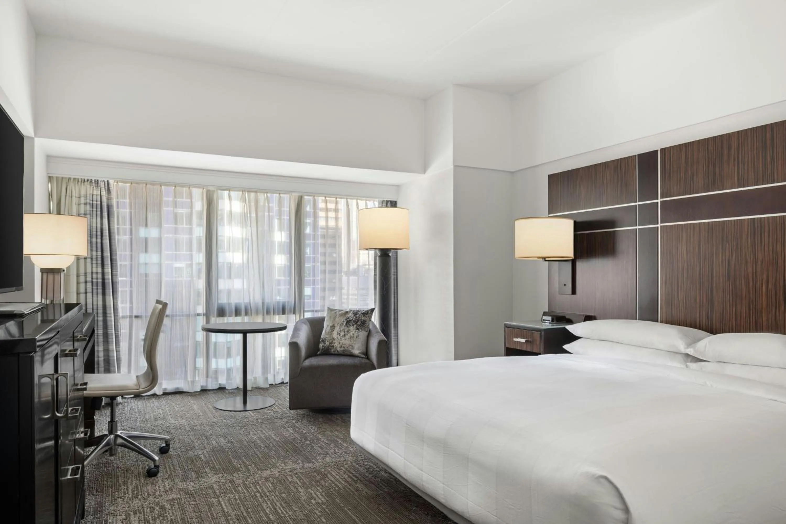Photo of the whole room, Bed in New York Marriott Marquis