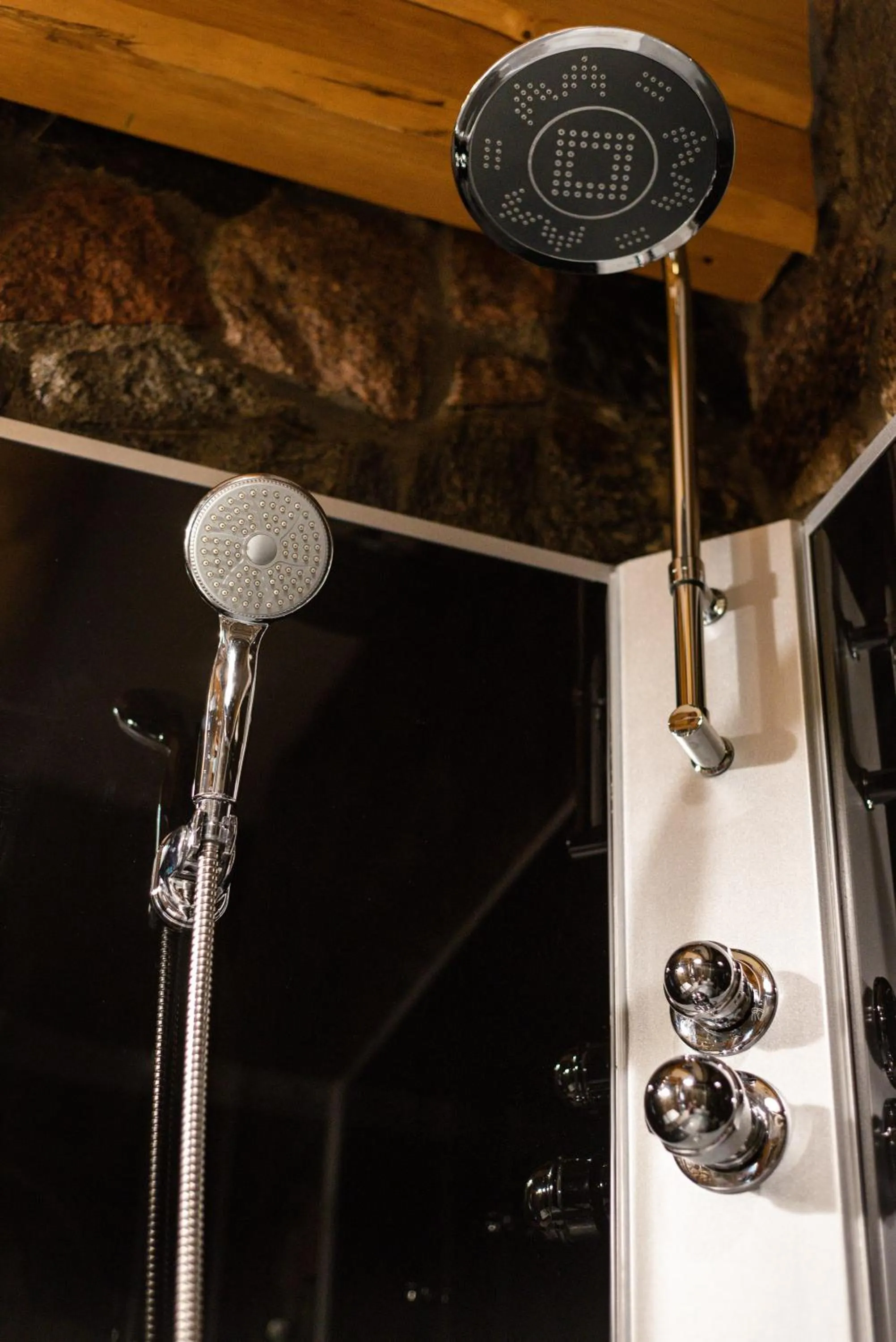 Shower in RetroHouse - wypoczynek dla dorosłych, B&B