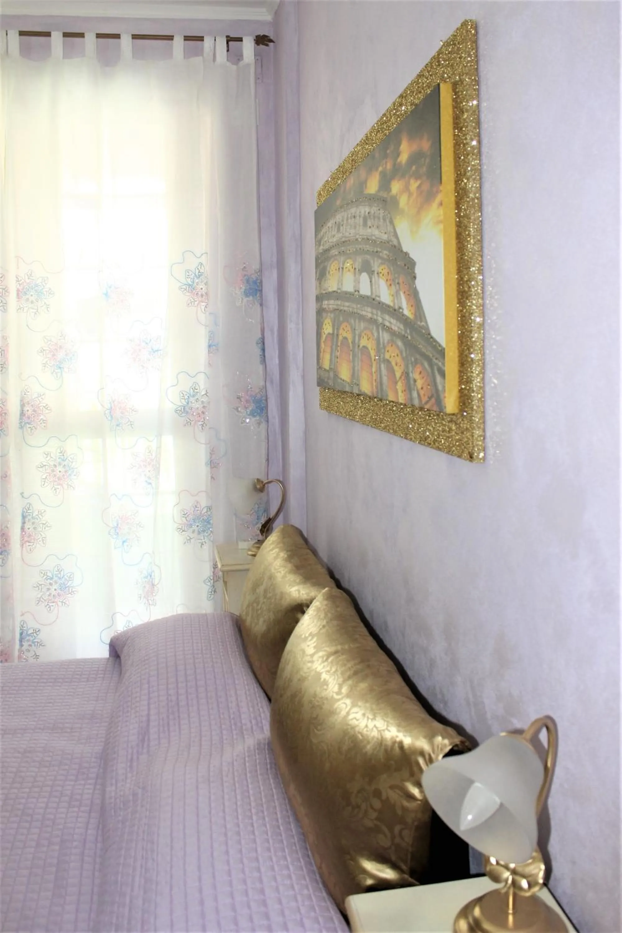 Bed in San Peter's Golden Rooms
