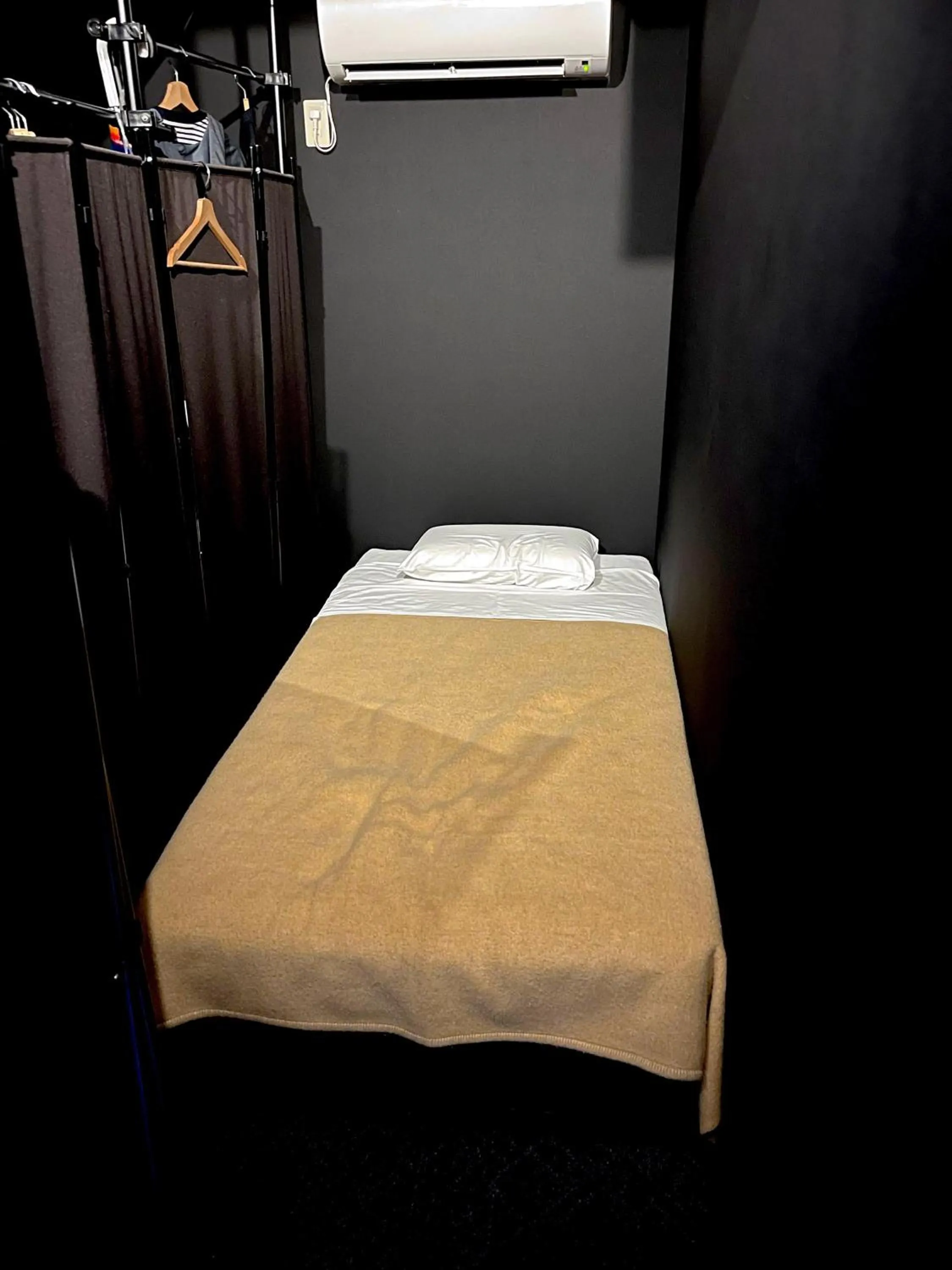 Bed in Business Hotel Legato