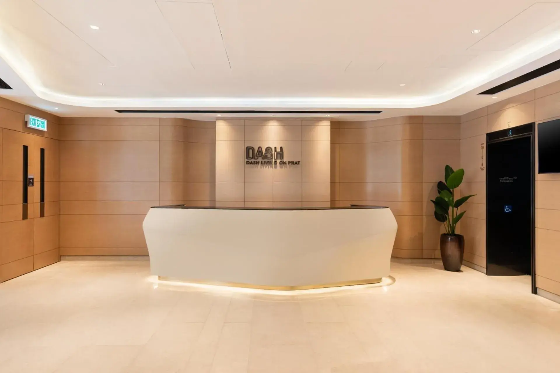 Lobby or reception in Dash Living on Prat Lobby or reception in Dash Living on Prat