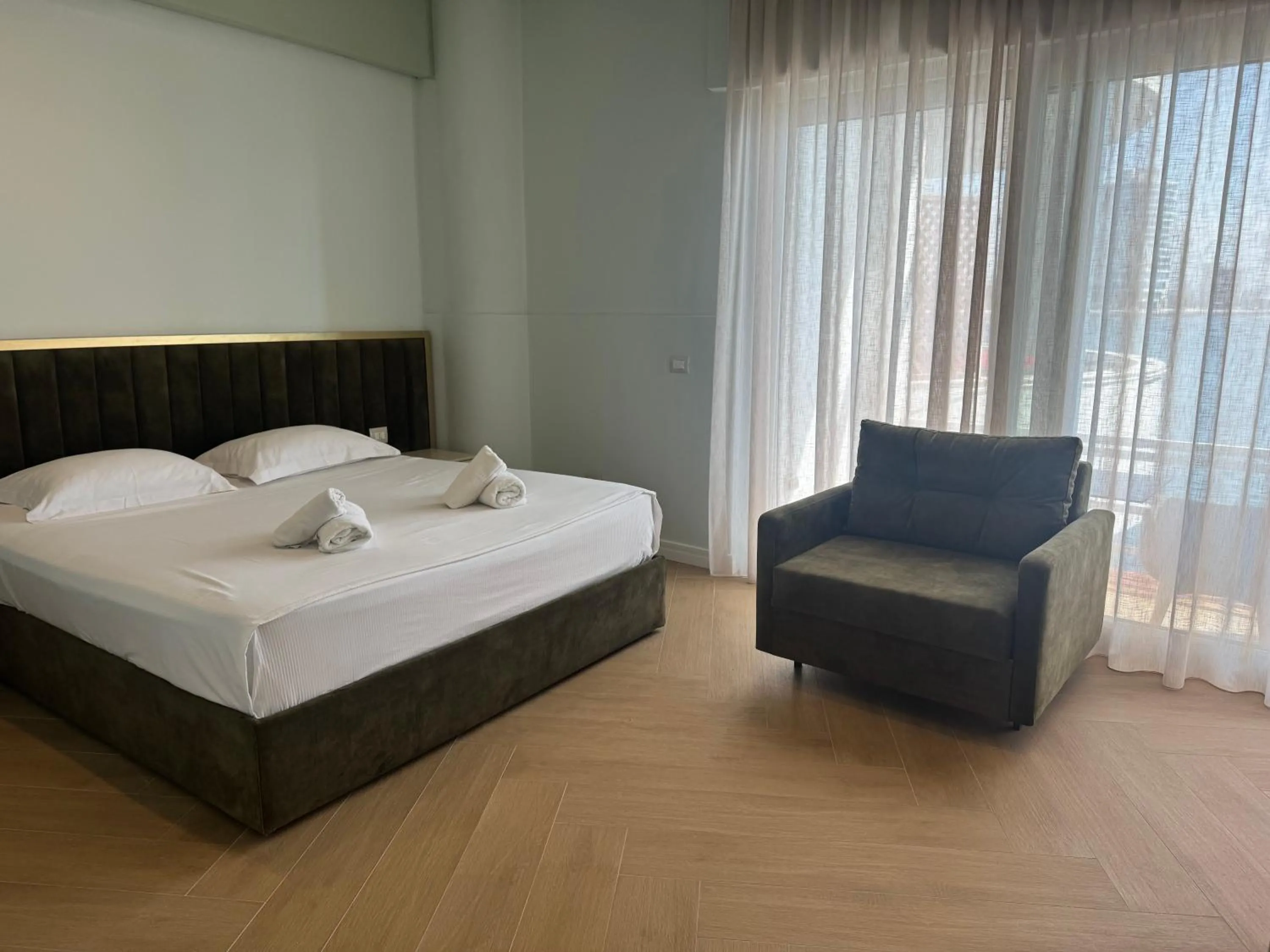 Standard Double Room - single occupancy in Ventus Harbor Hotel
