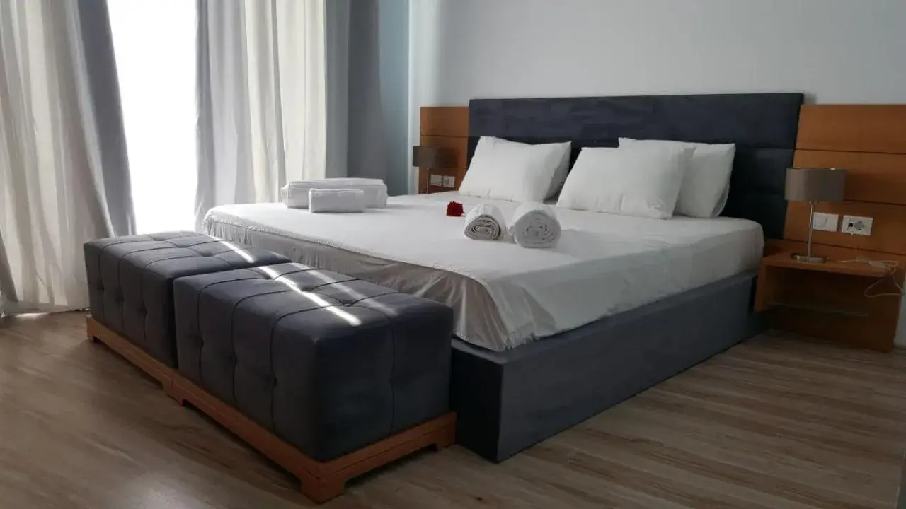 Double Room with Balcony and Sea View - single occupancy in Ventus Harbor Hotel Double Room with Balcony and Sea View - single occupancy in Ventus Harbor Hotel