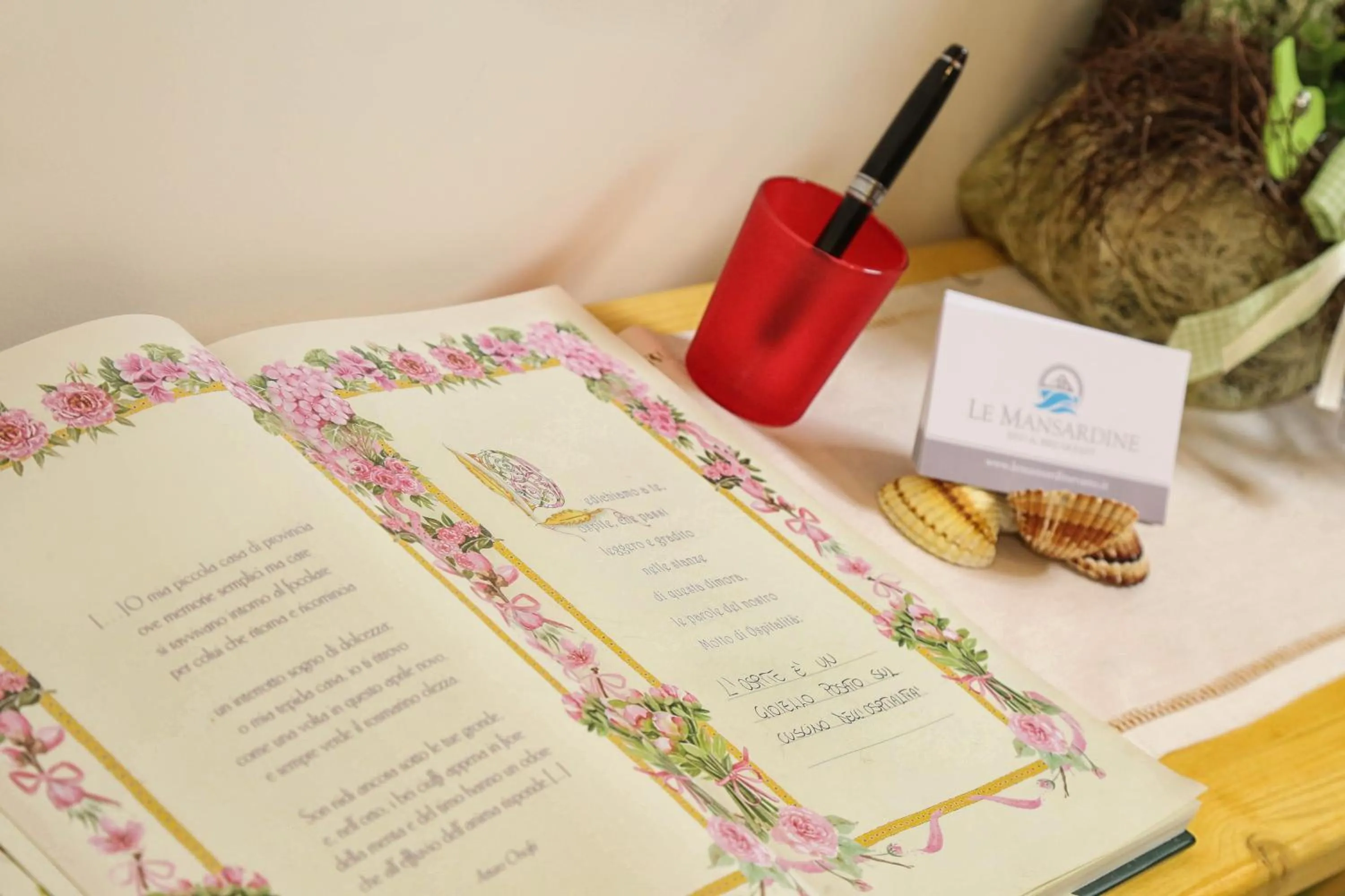 Drinks in Le mansardine