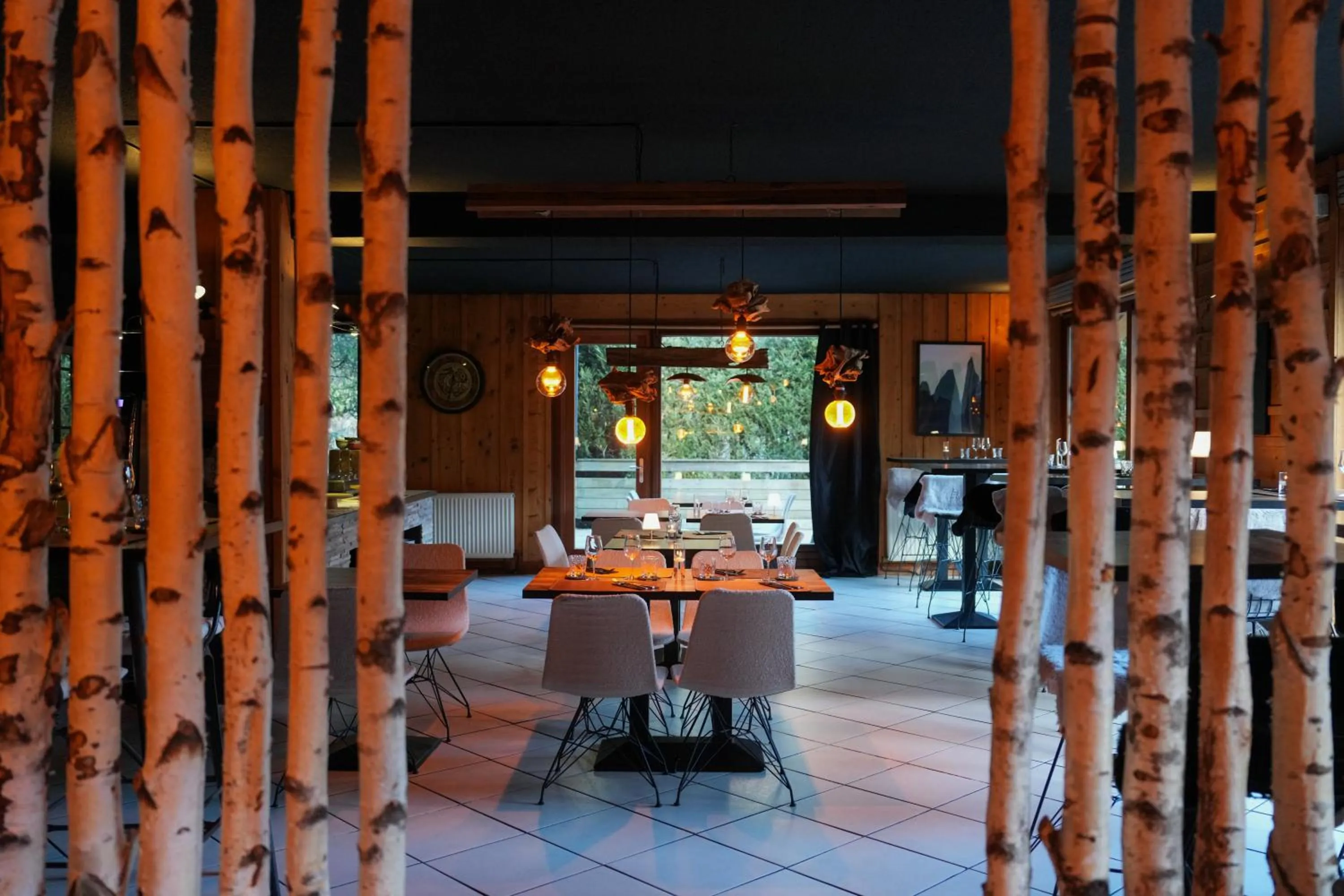 Restaurant/places to eat in Fontaine du Mont Blanc Hotel & Spa