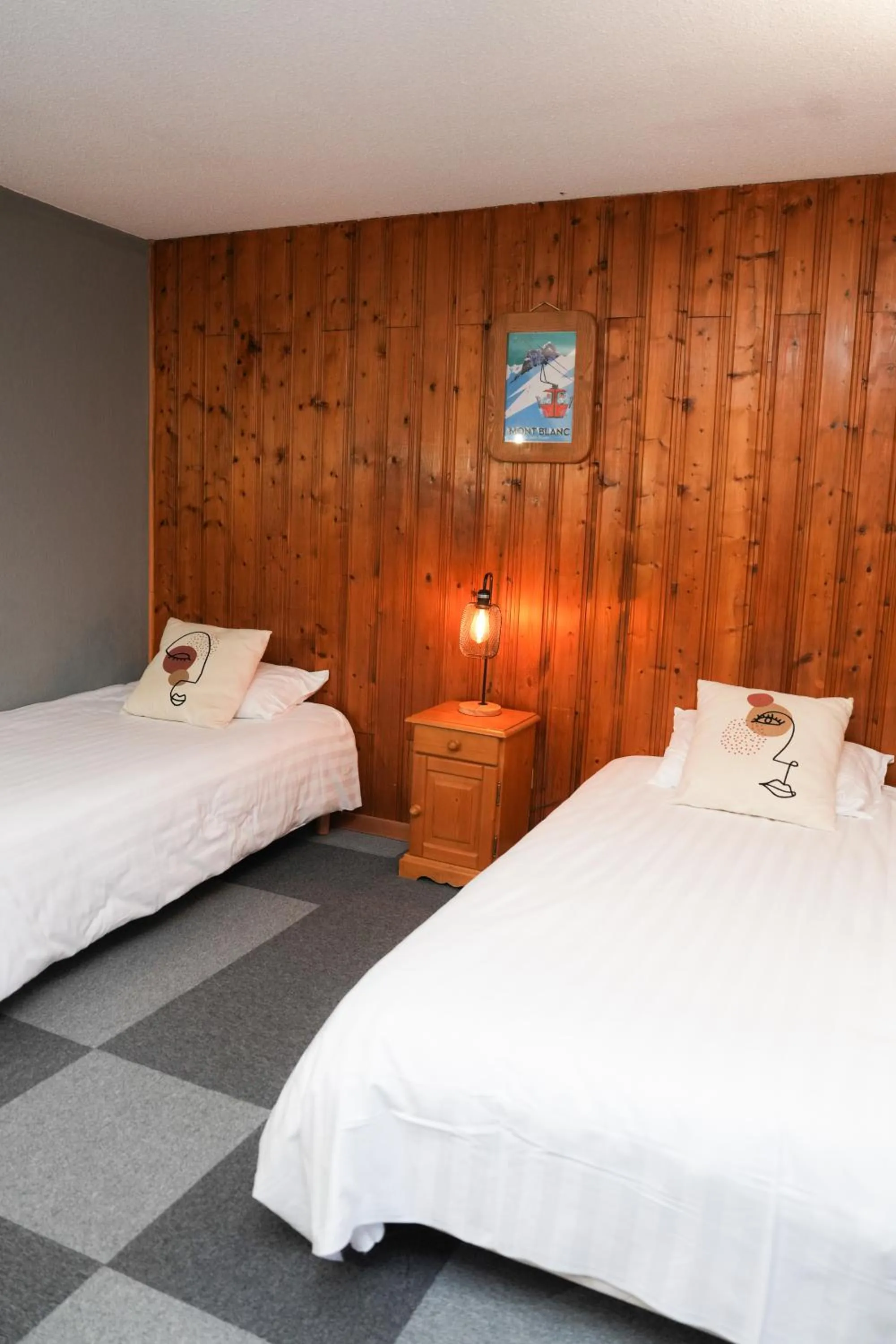 View (from property/room), Bed in Fontaine du Mont Blanc Hotel & Spa