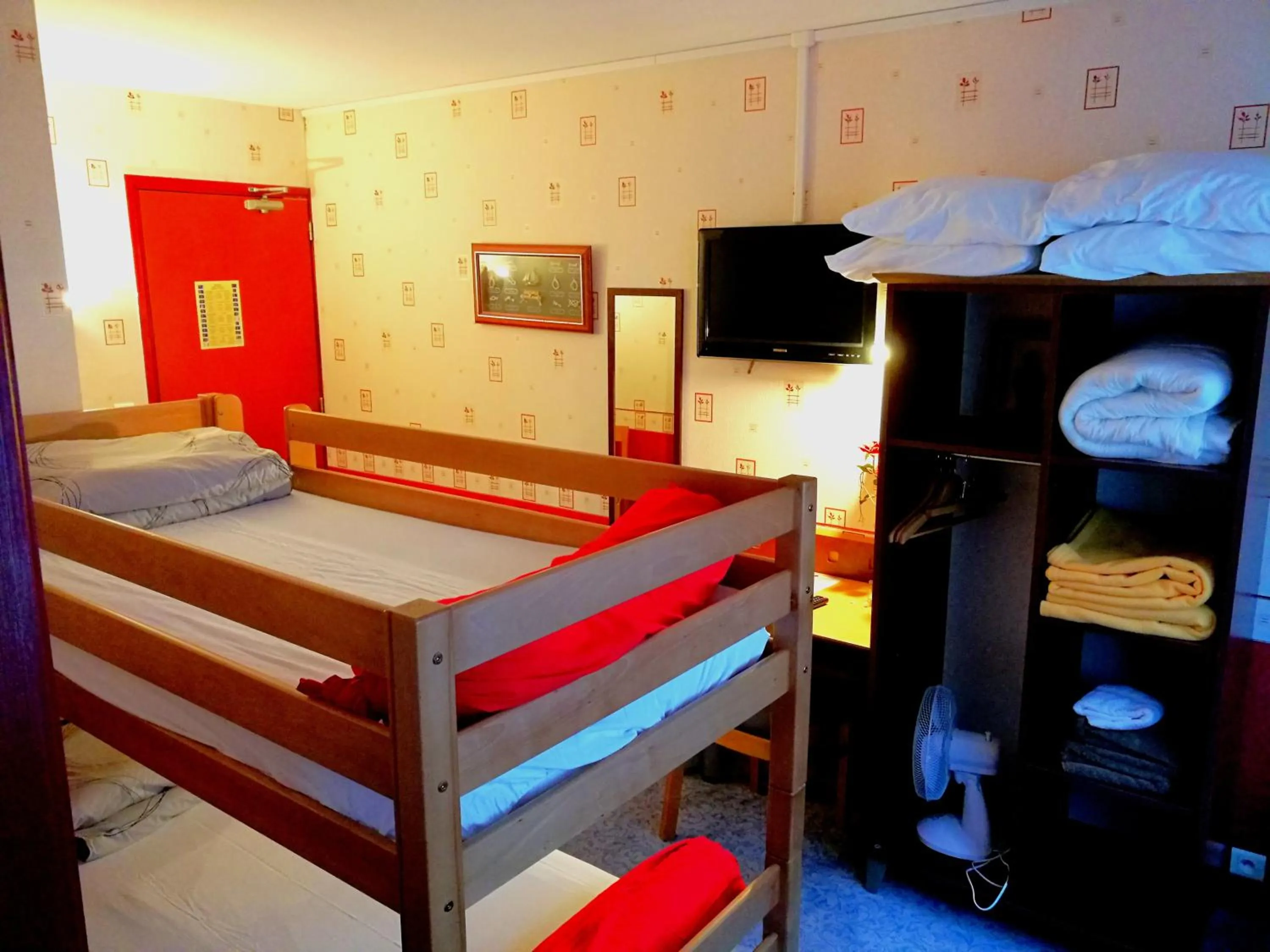bunk bed, Bed in Le relais du Haut Limousin