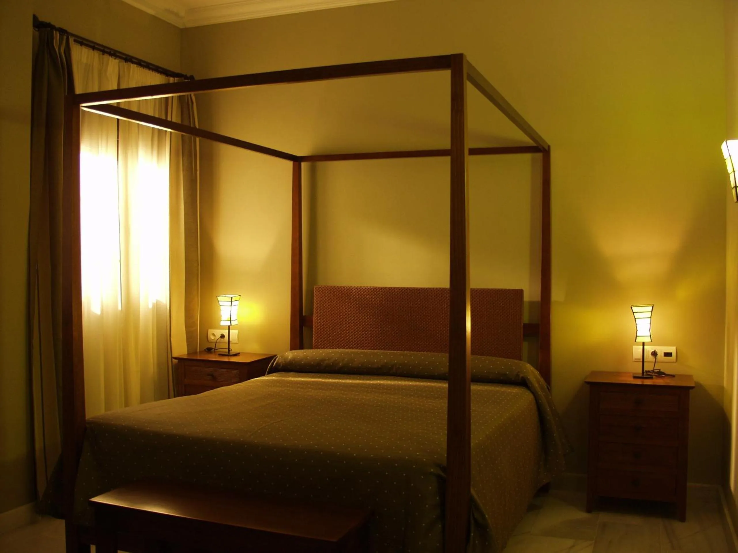 Photo of the whole room, Bed in Hotel Las Casas del Duque