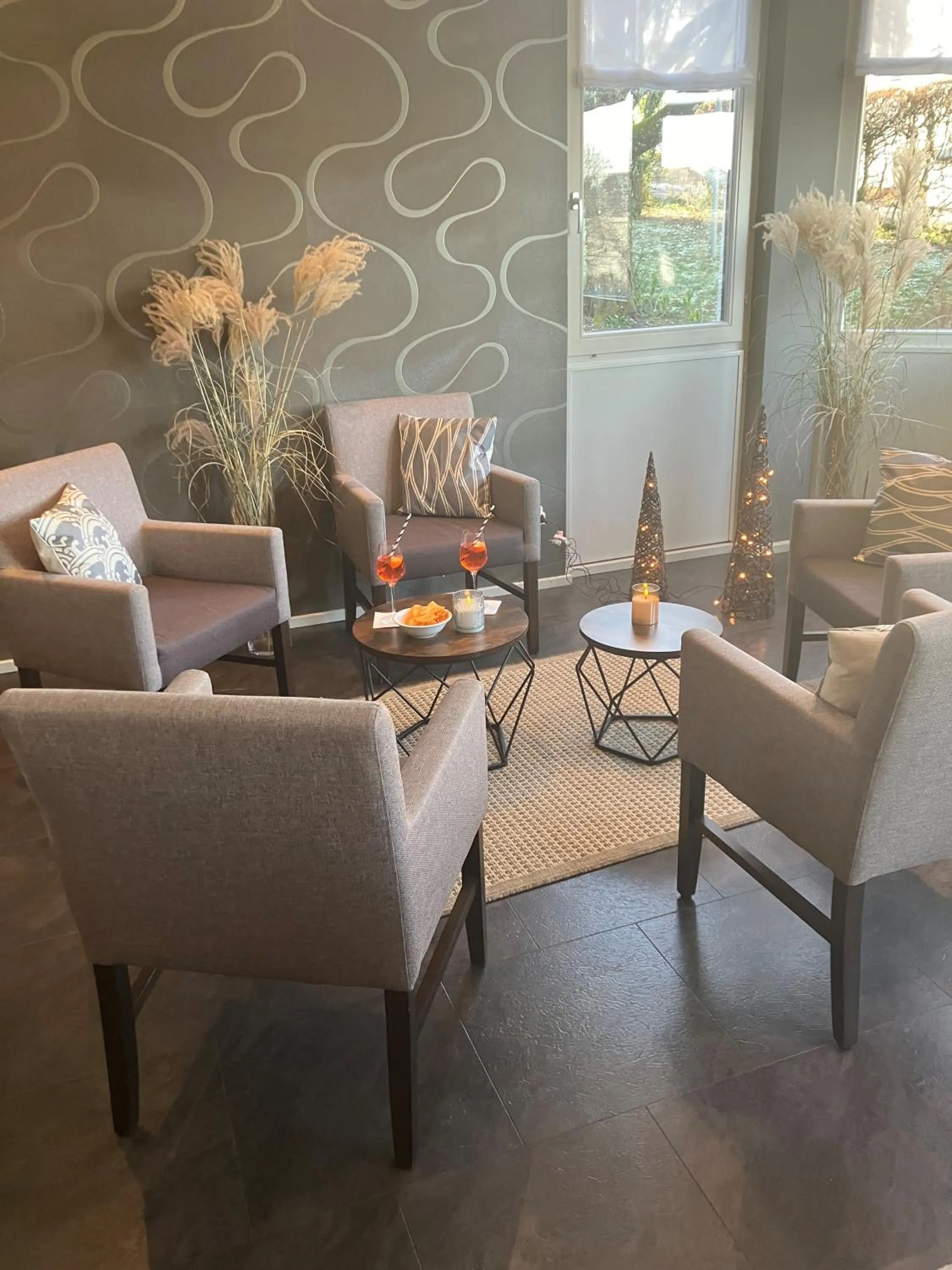 Lounge or bar in Hotel am Schlossberg