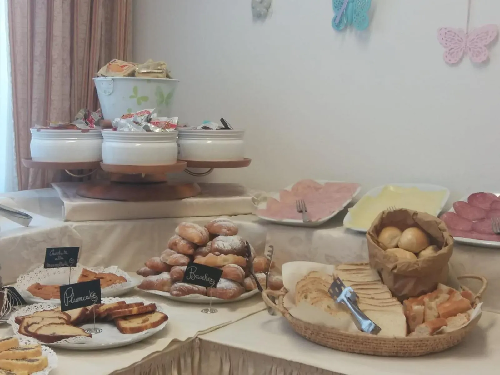 Breakfast in Hotel Maita